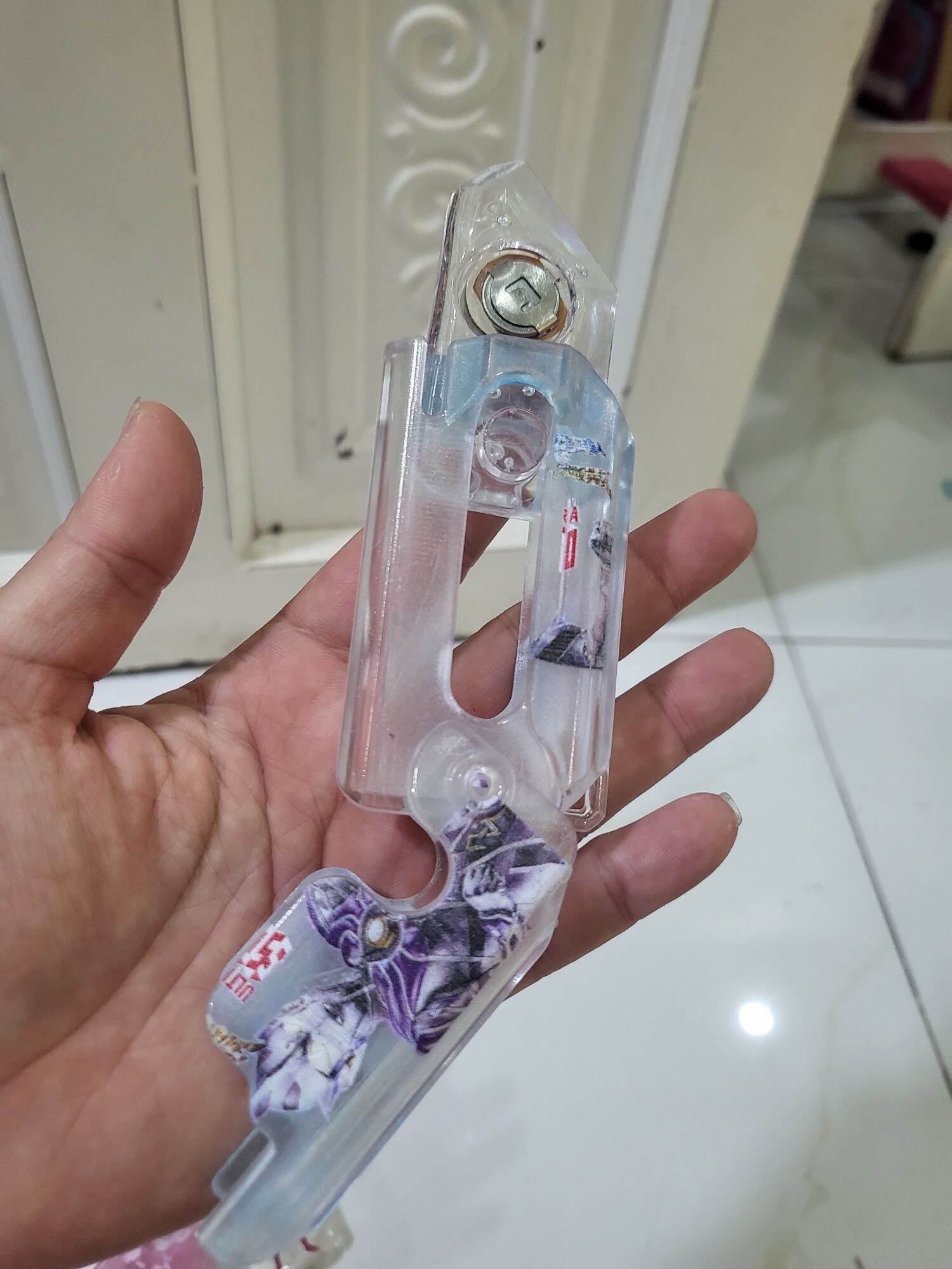 ĐỒ CHƠI DAO CÀ RỐT VÔ TRI CHÓP ĐÈN