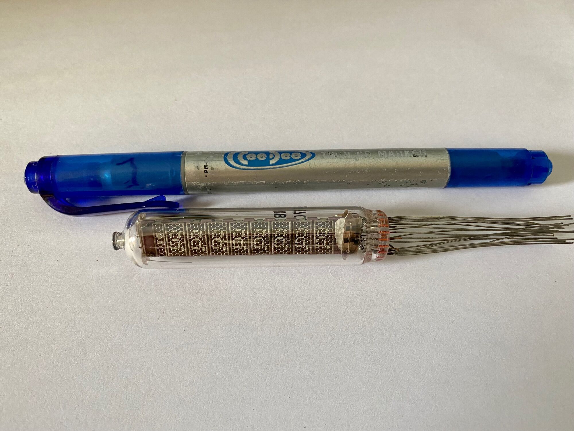 Bóng đèn điện tử VFD IV-21