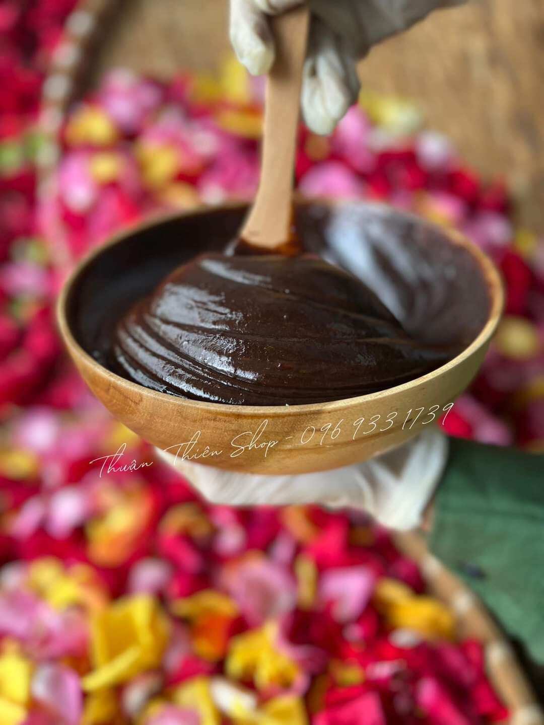 Mặt Nạ Tỏi Đen Phấn Hoa