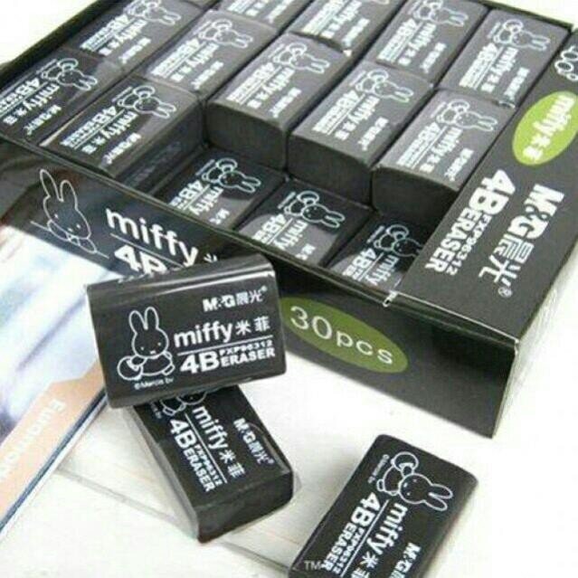1 hộp gôm đen mg 30 cục