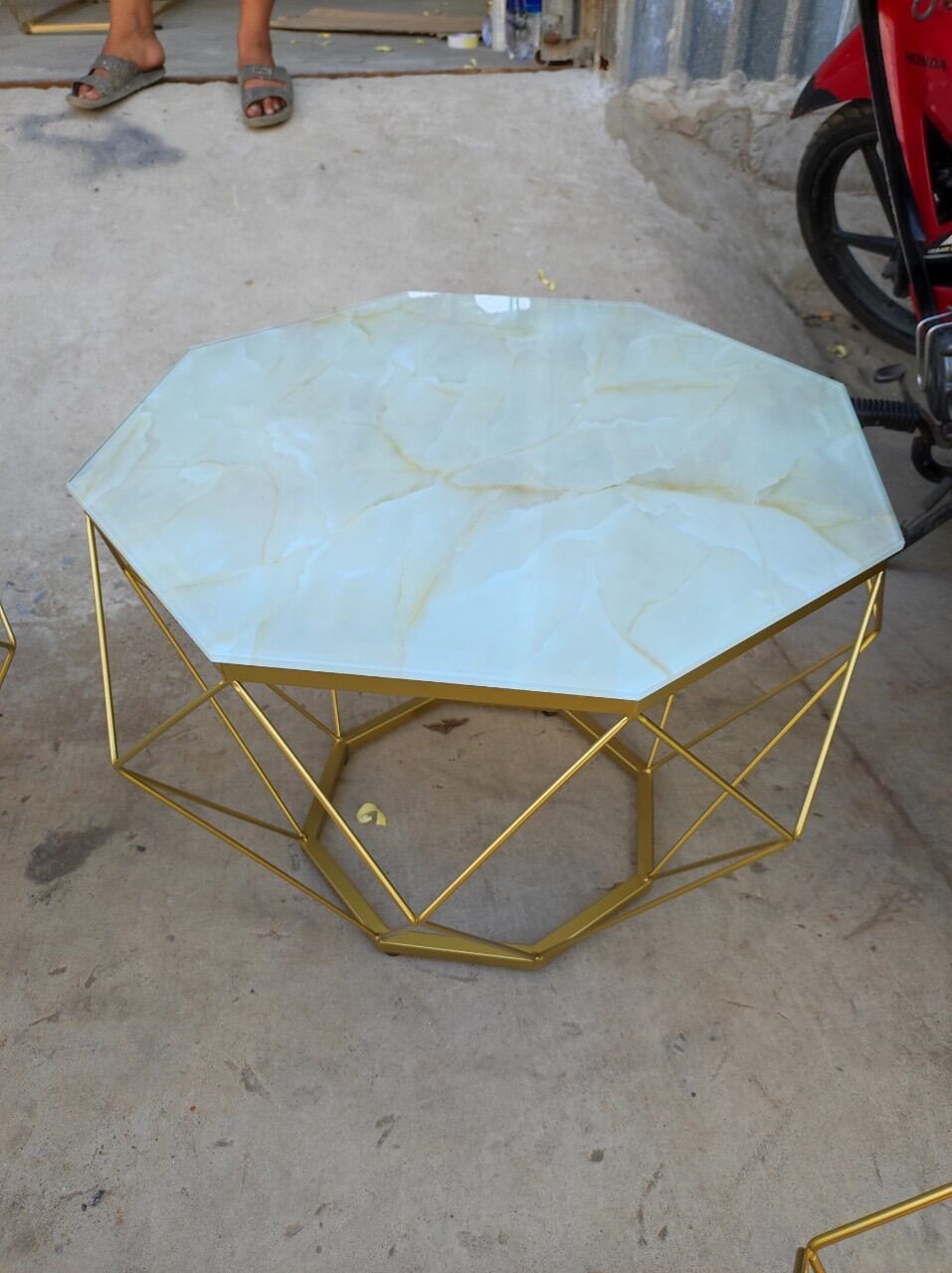 Bàn trà kim cương / bàn sofa