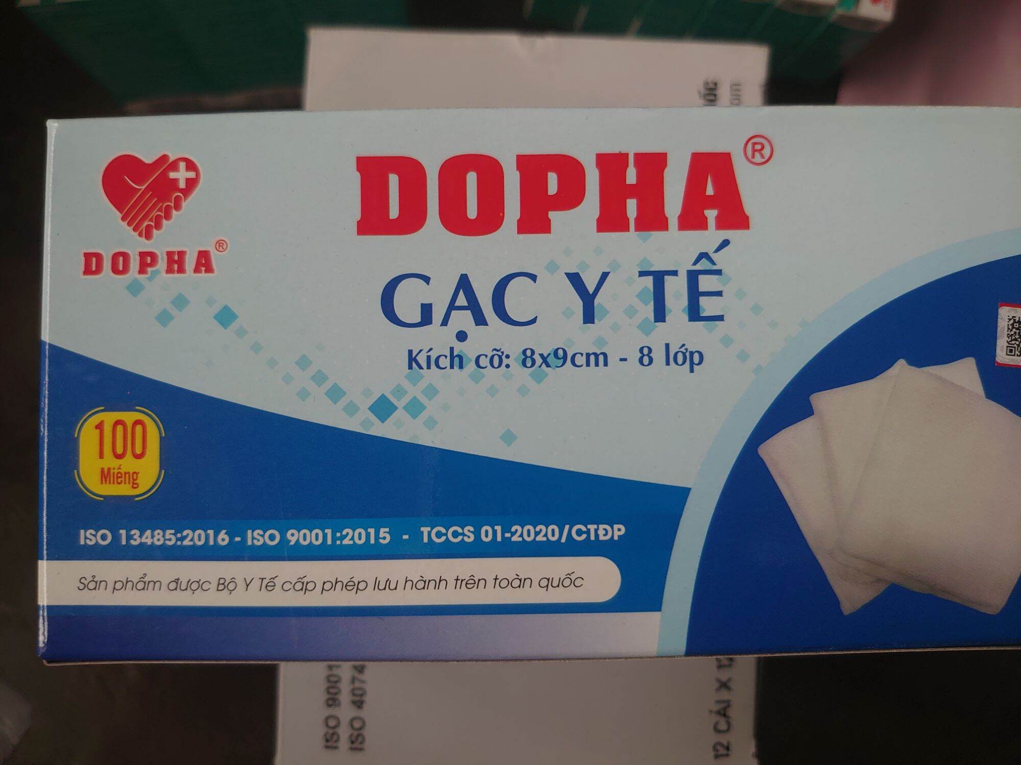 Hộp 100 miếng gạc y tế 8*9cm, 10*10cm