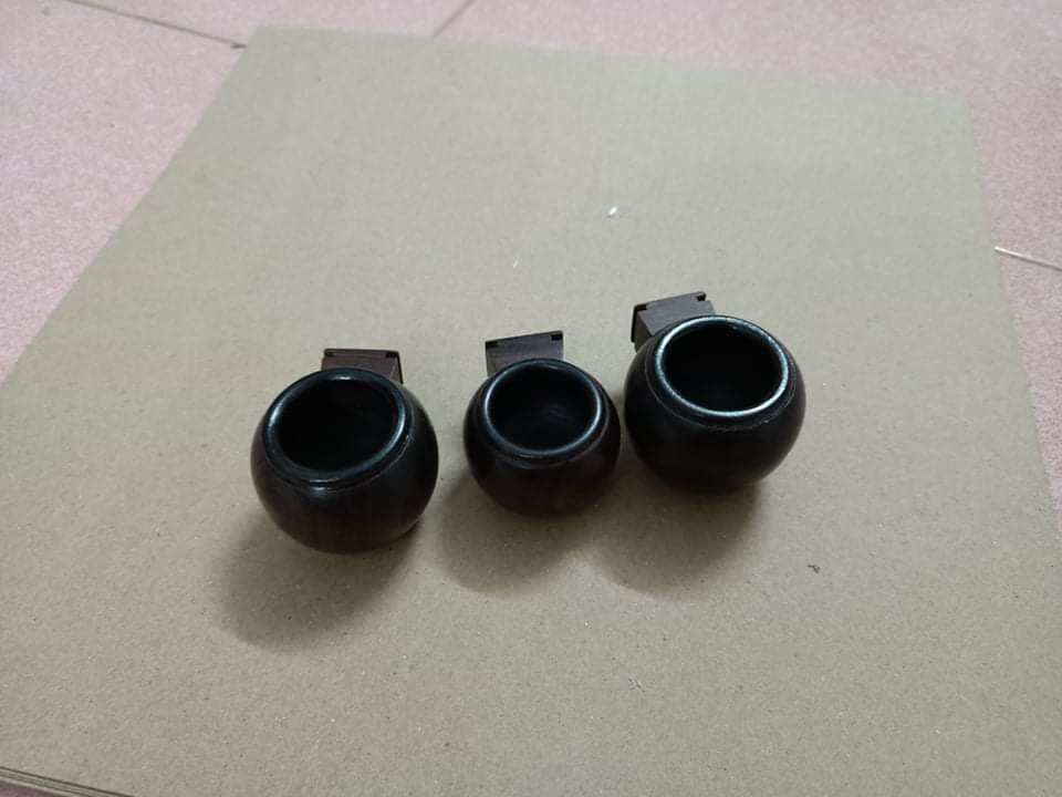 cóng chào mào gỗ mun
