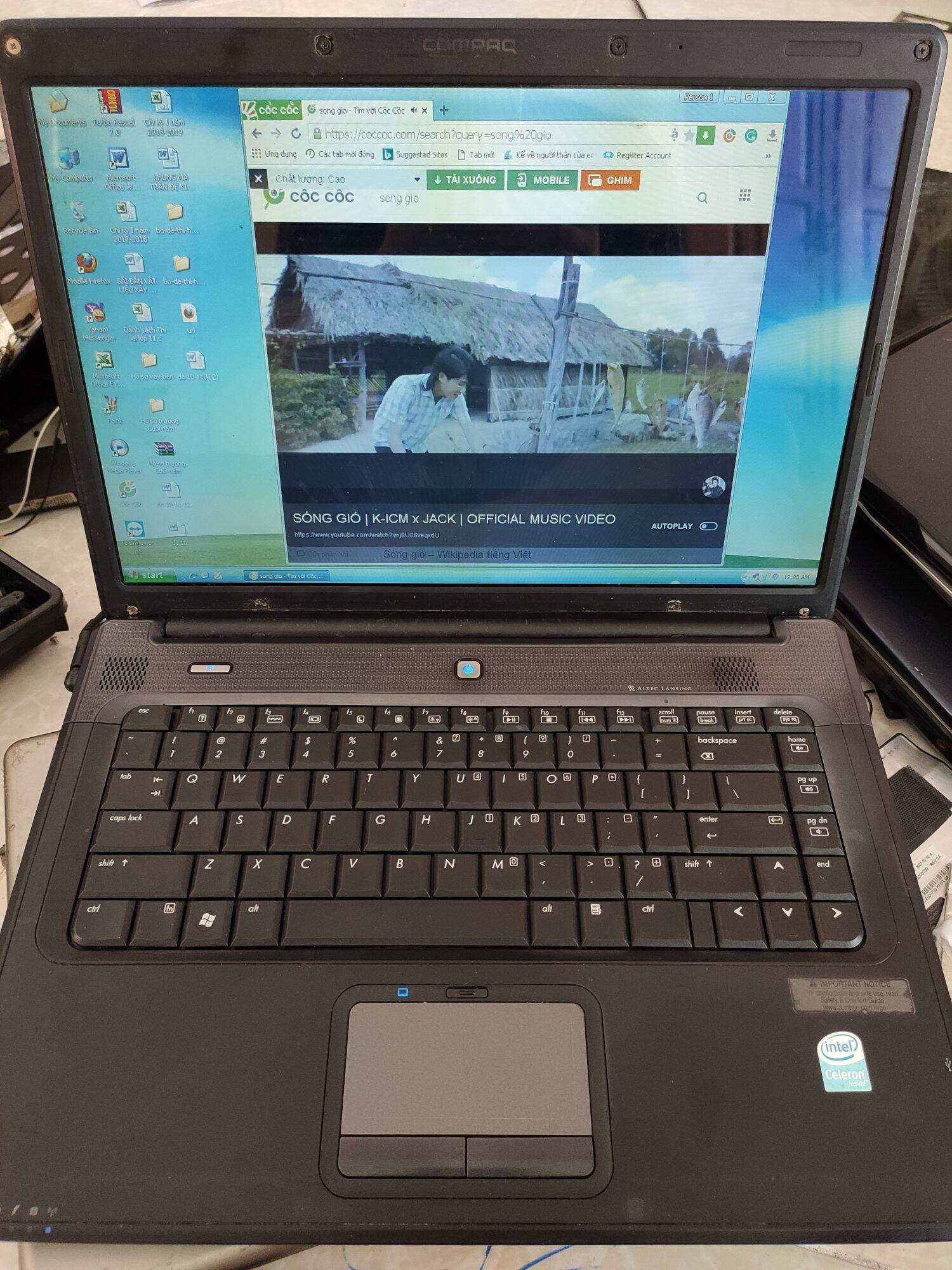 laptop văn phòng