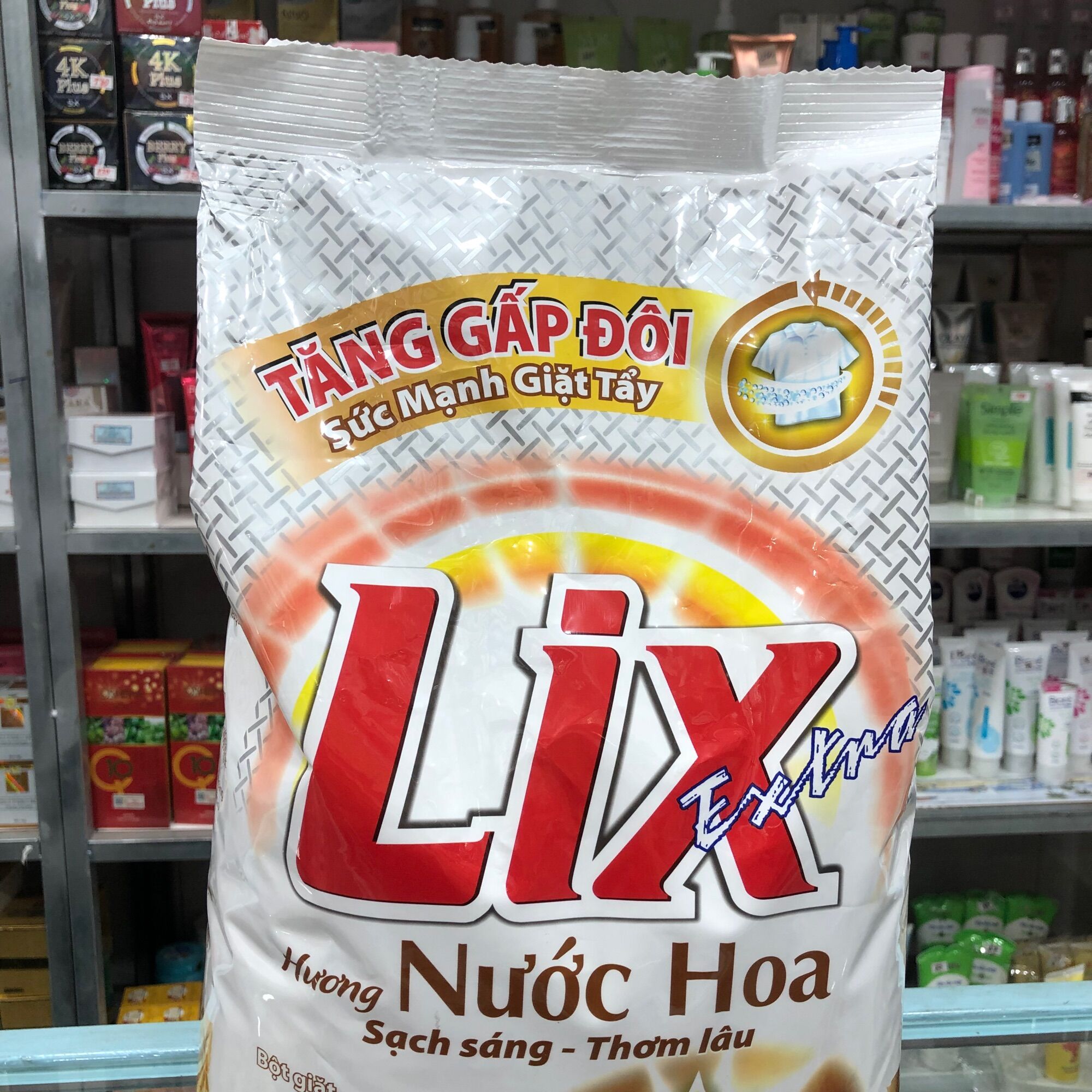 Bột giặt Lix hương nước hoa 5.5kg