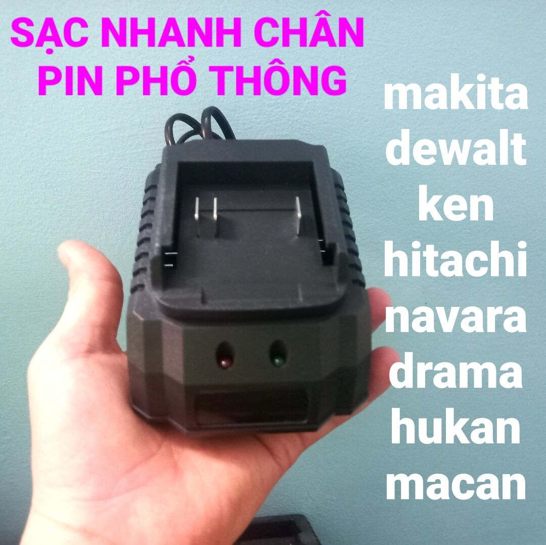 Sạc pin chân phổ thông
