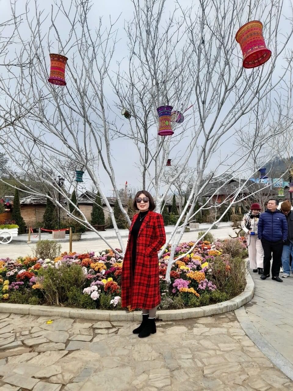 Vải Dạ Tweed kẻ Đỏ- May áo khoác - chân váy