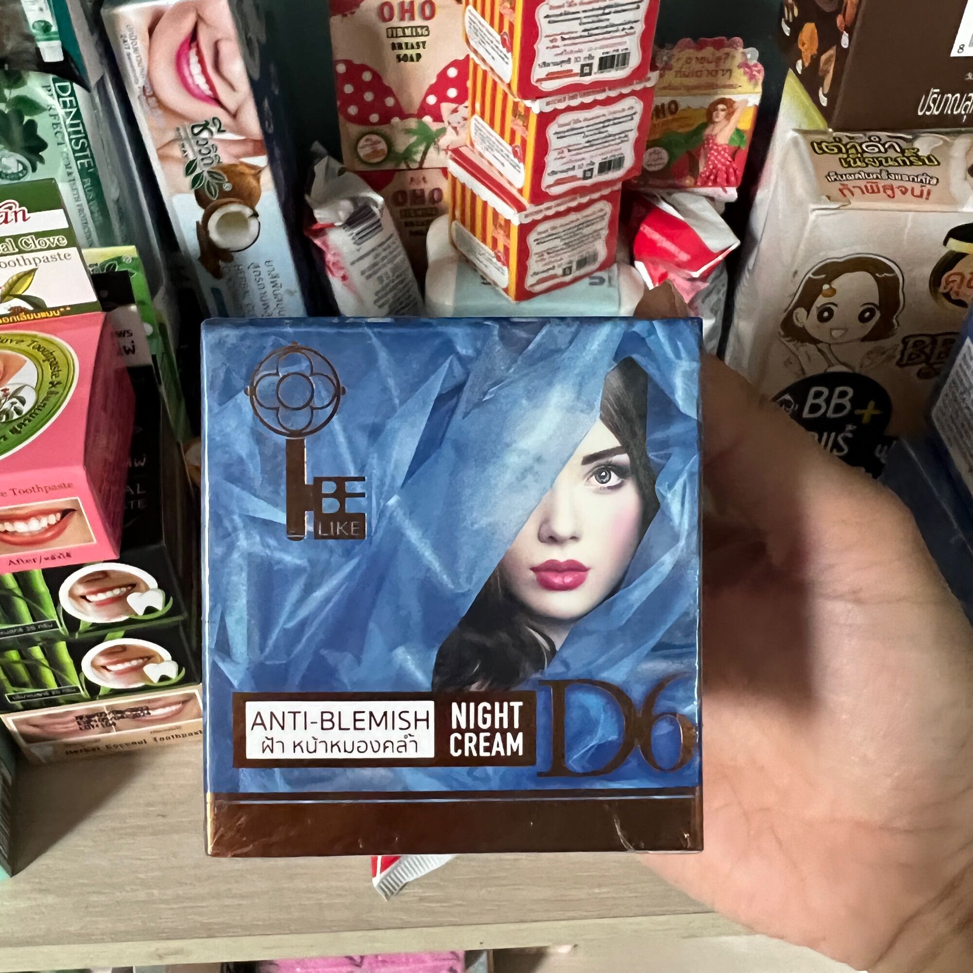Kem dưỡng da h8  hàng nội địa Thái Lan