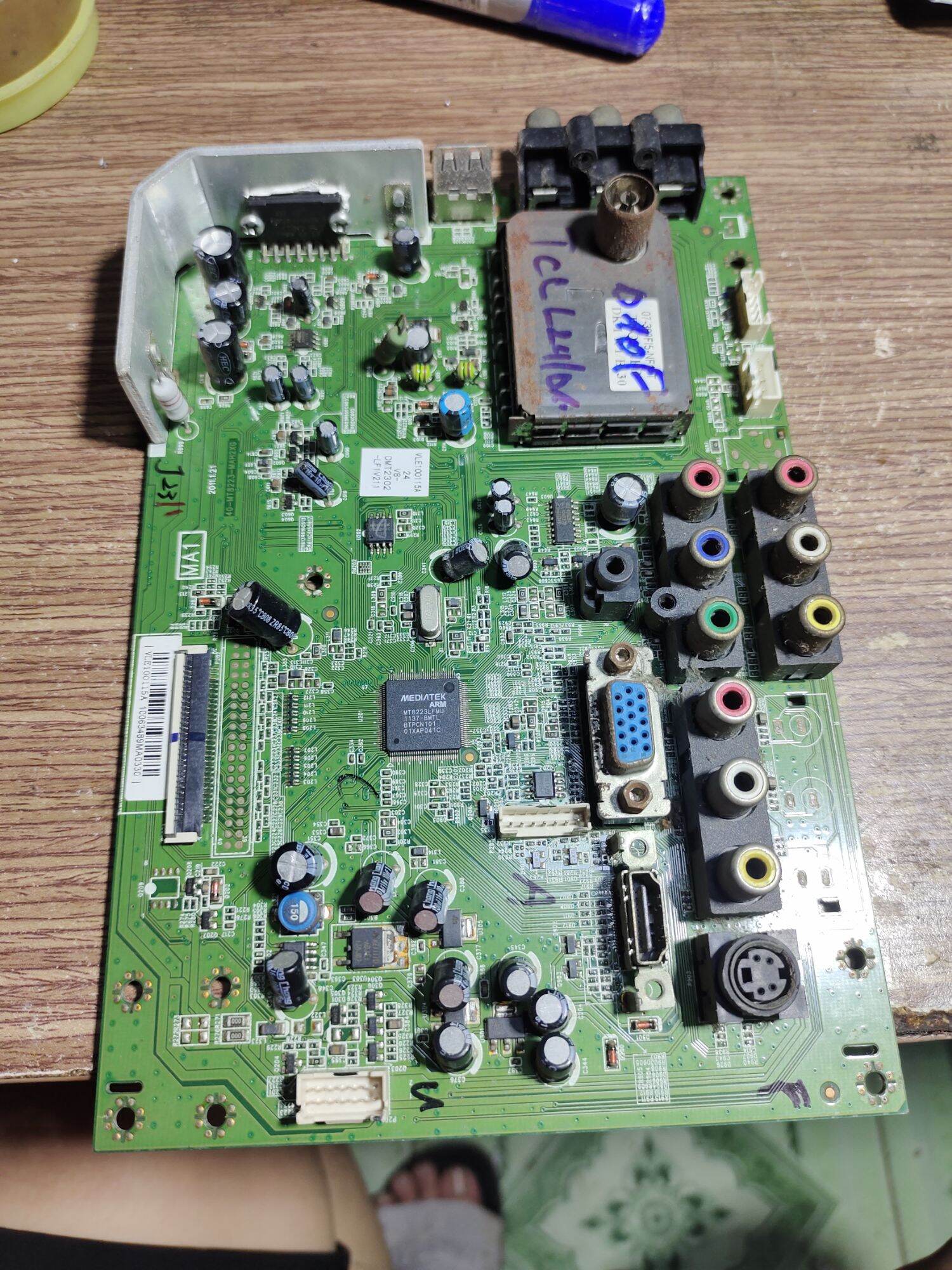 TCL 24D10f 32D10F