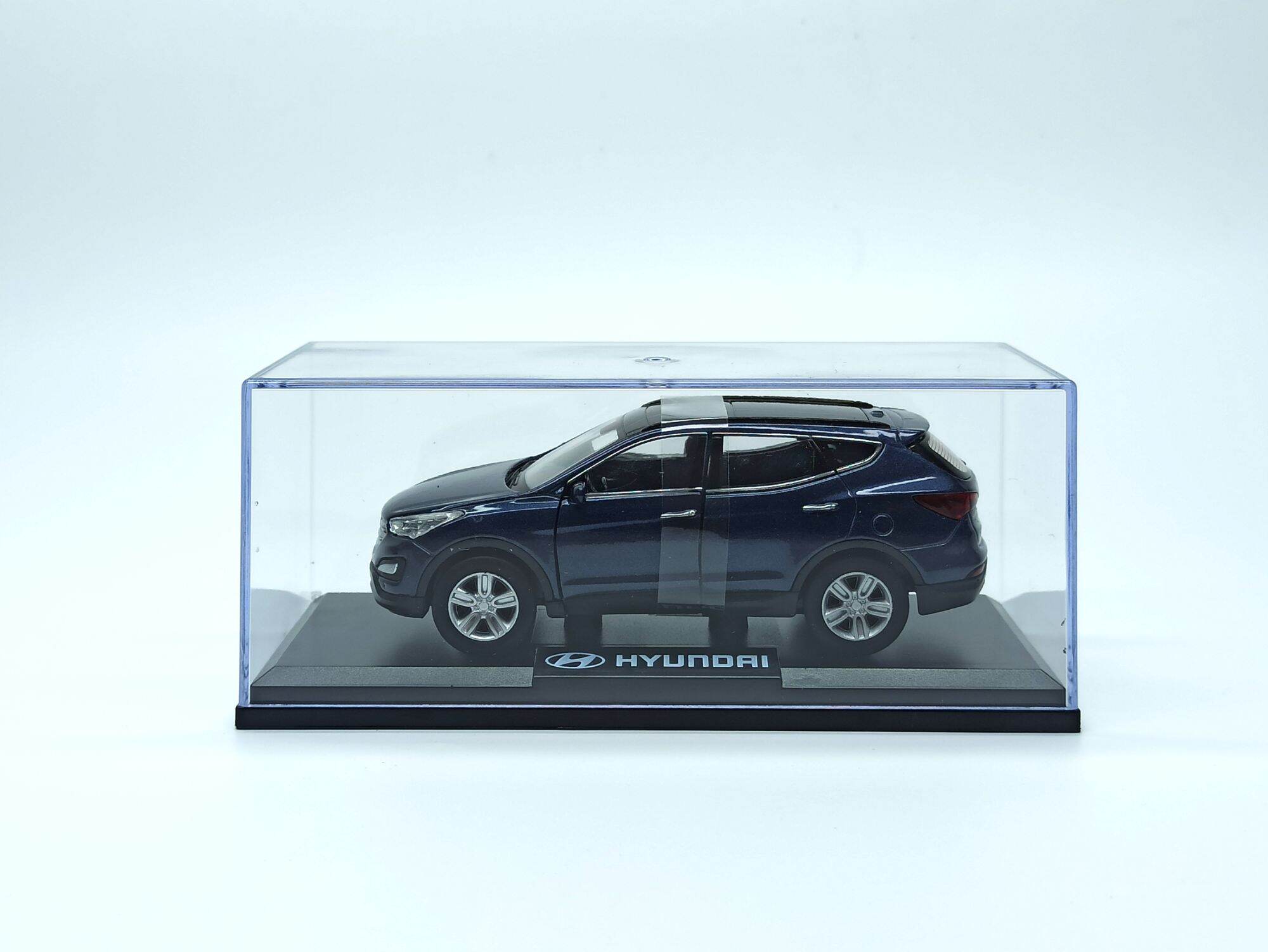 Mô hình xe Hyundai Santa Fe 2014