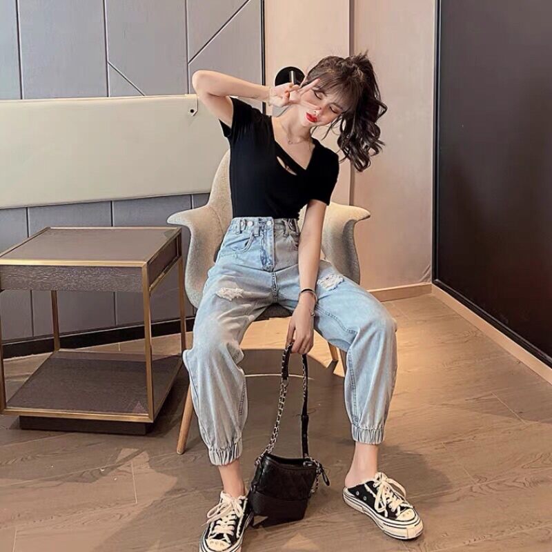 Áo croptop cổ tròn dây chéo tay ngắn