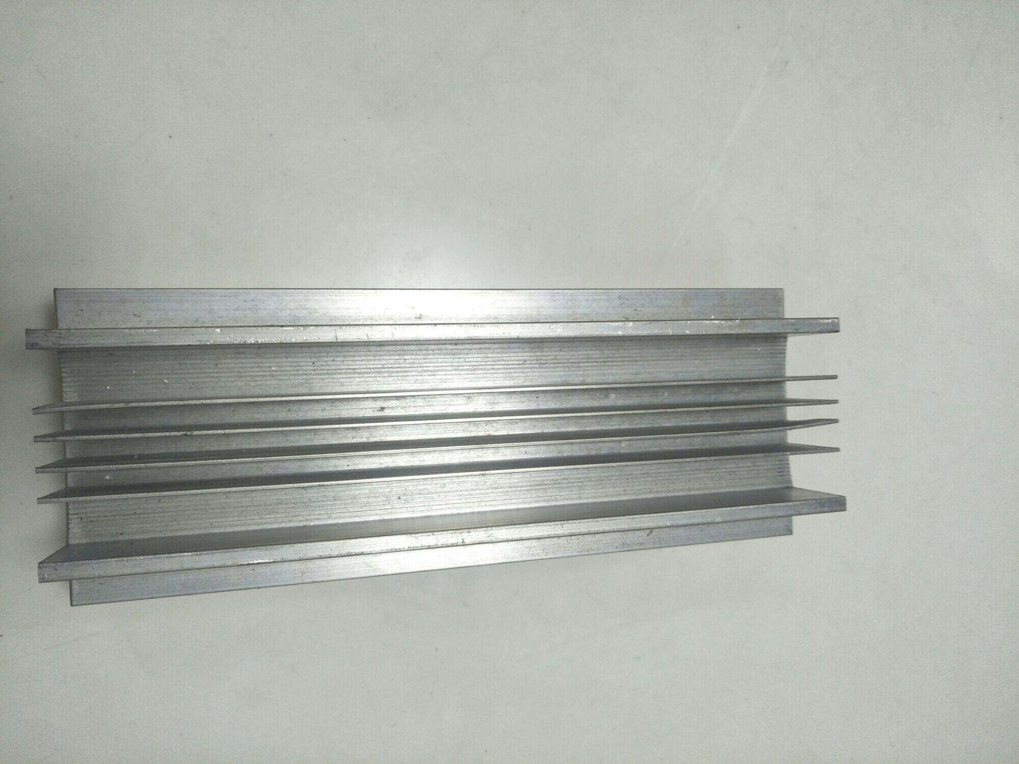 Nhôm 2u dài 22cm