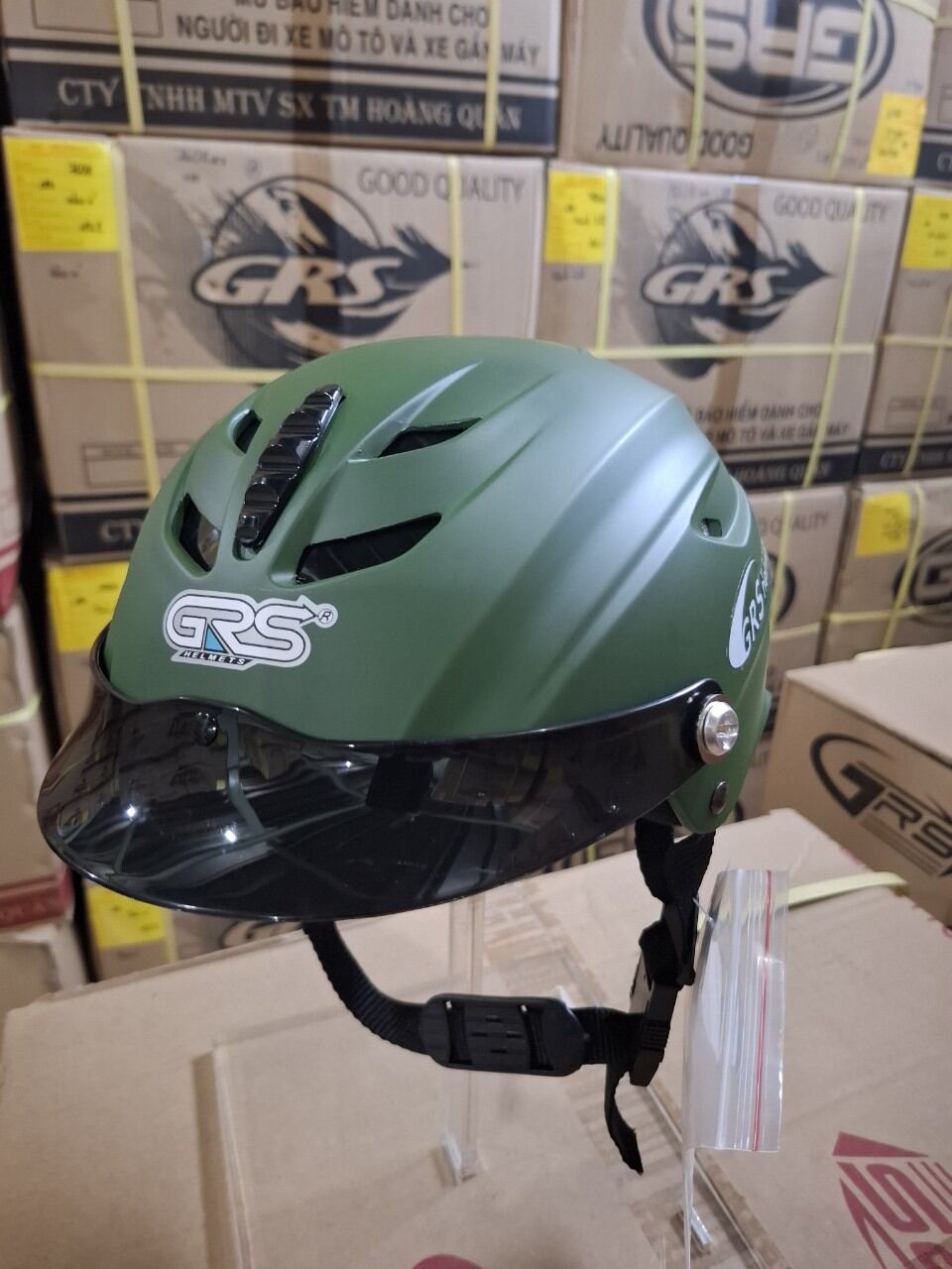 nón bảo hiểm Grs a760  an toàn chăc chắn
