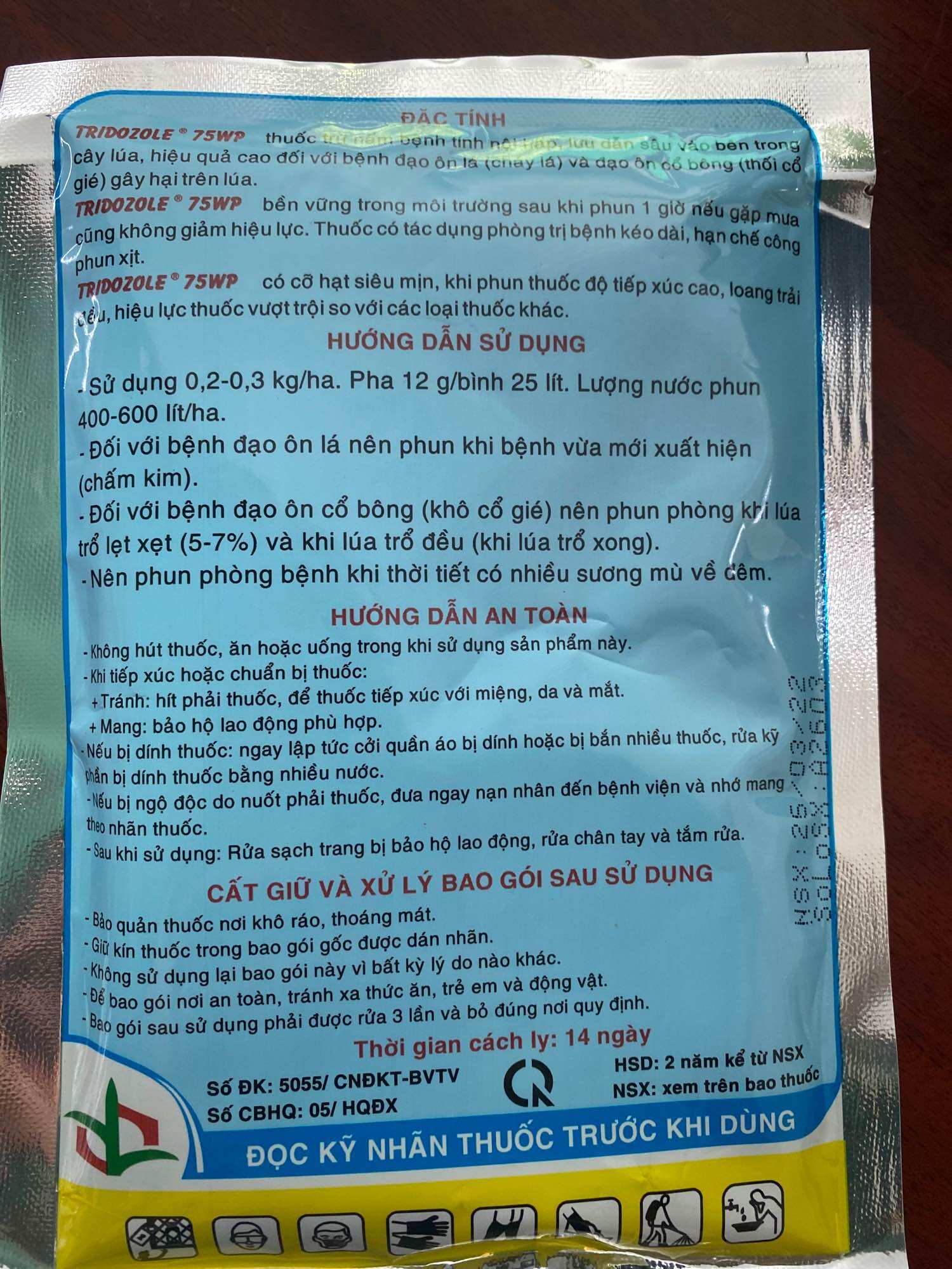 TRIDOZOLE 75WP ( dạng bột) Đặc trị bệnh ĐẠO ÔN ( cháy bìa lá) LÚA DO NẤM PYRICULARIA ORYZAE.