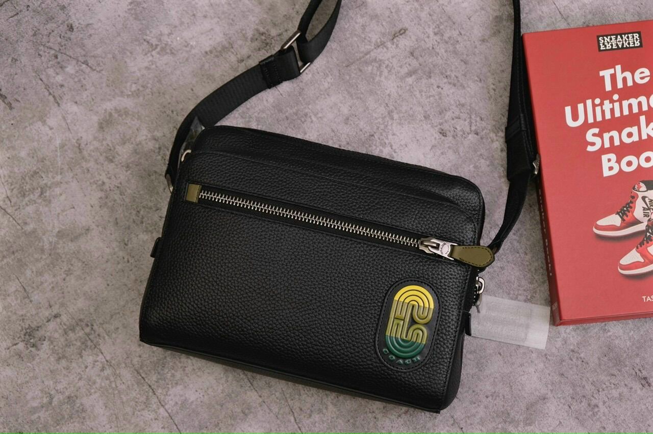 Túi xách công sở Coach thanh lịch dành cho nam