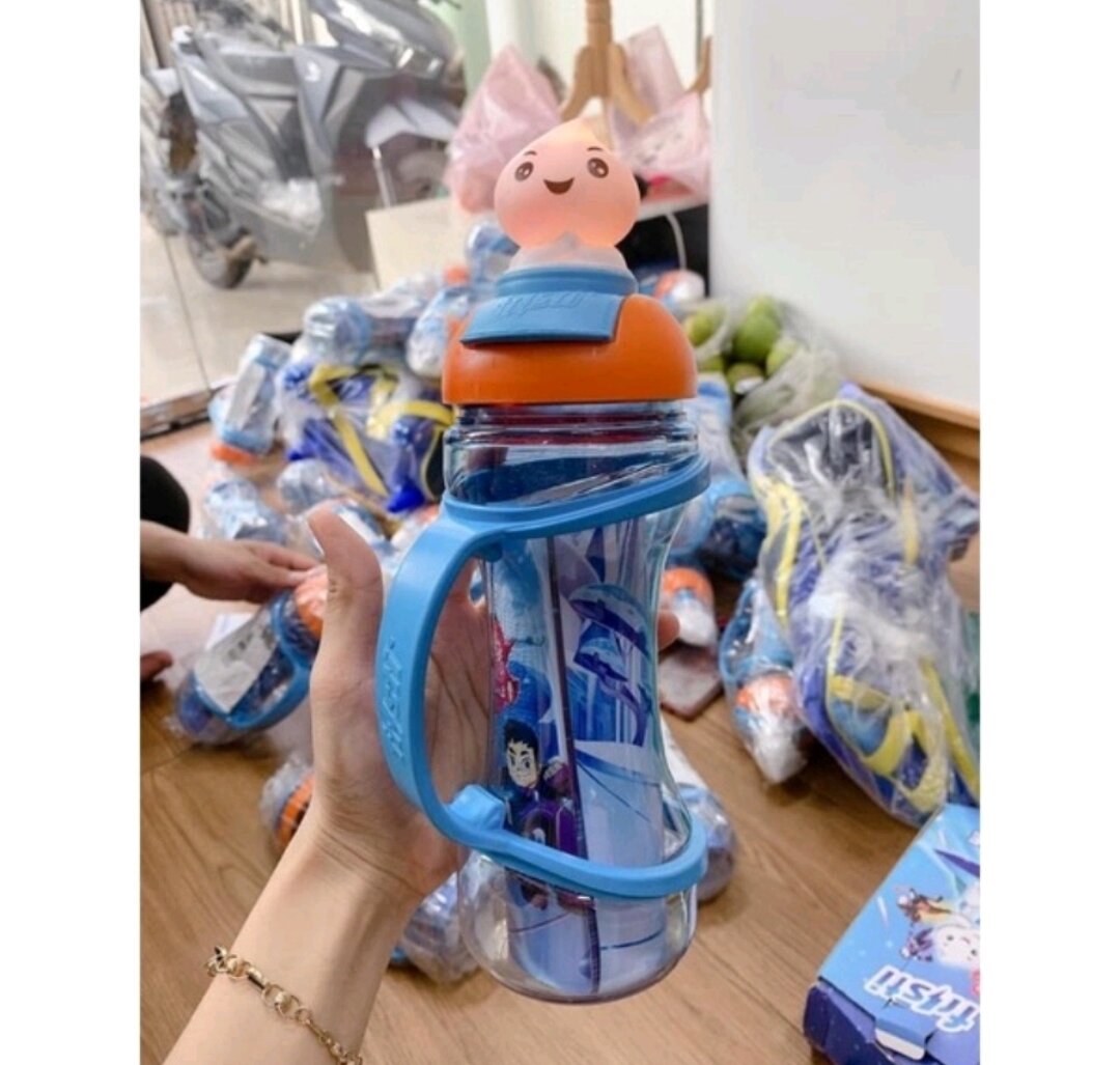 Bình nước phát sáng Fristi