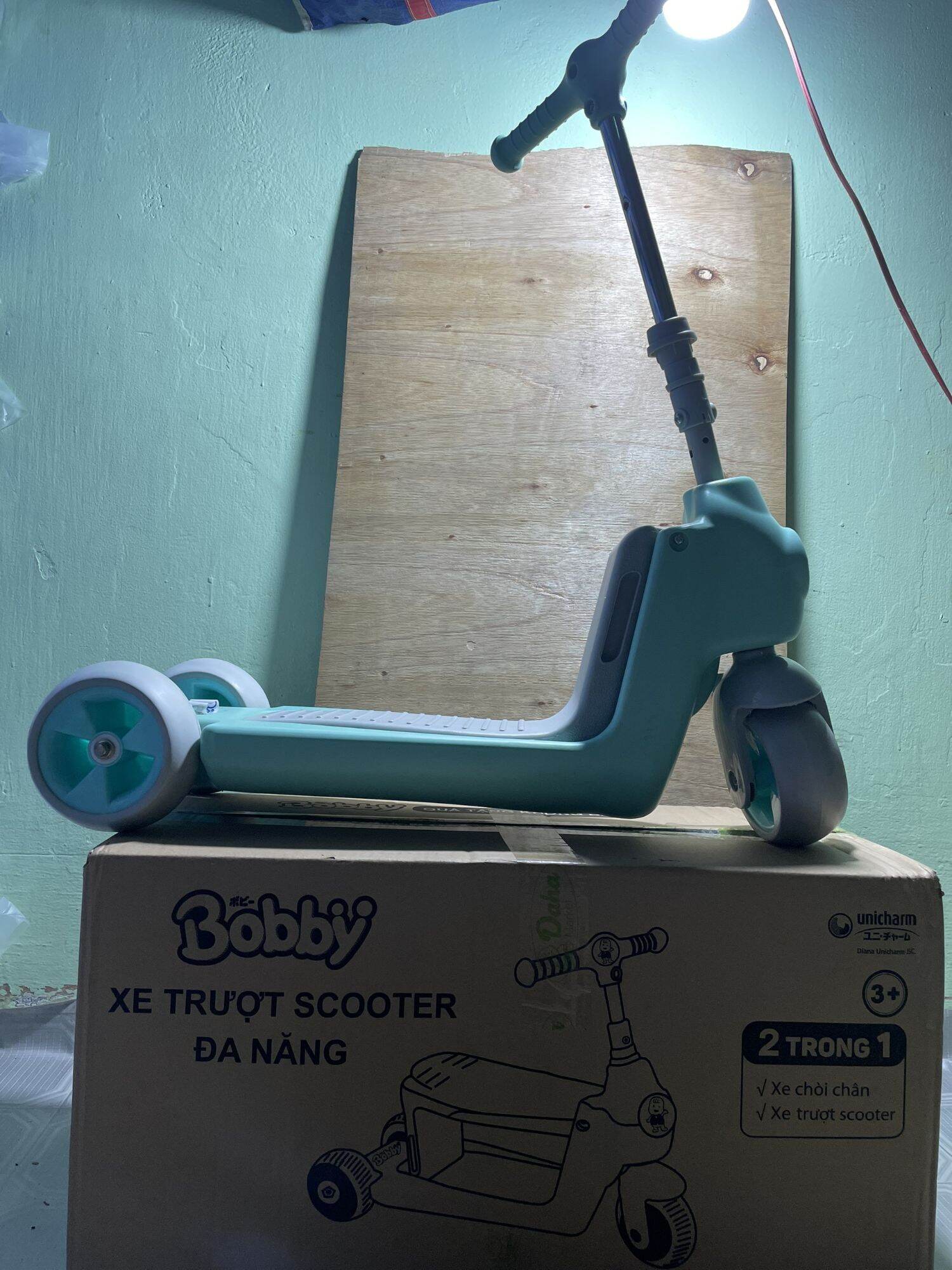 (QT Bobby) Xe trựơt Scooter đa năng ( 2 trong 1: xe chòi chân, xe trựơt scooter) xe scooter trẻ em