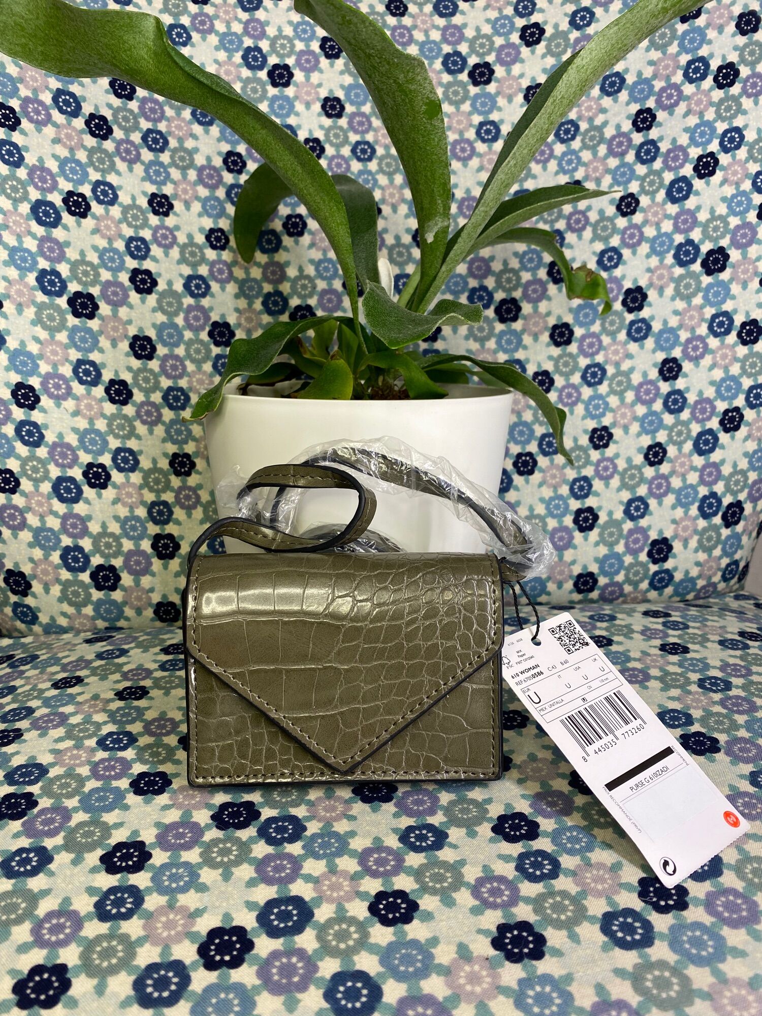 Bóp đeo Mango Authentic store Germany fullbill và ảnh thật