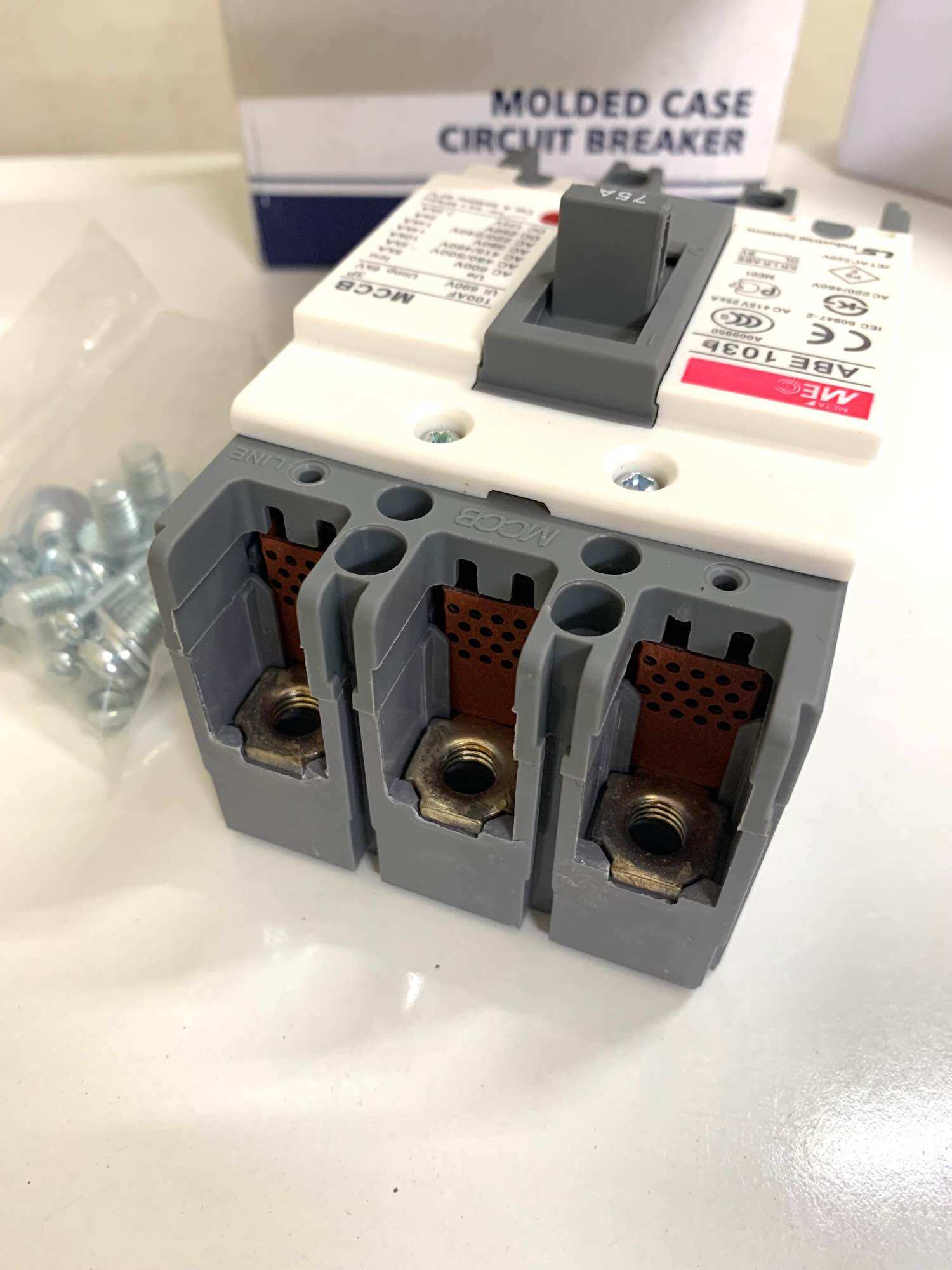 Attomat 3 pha MEC ABE 103b 75a 100a