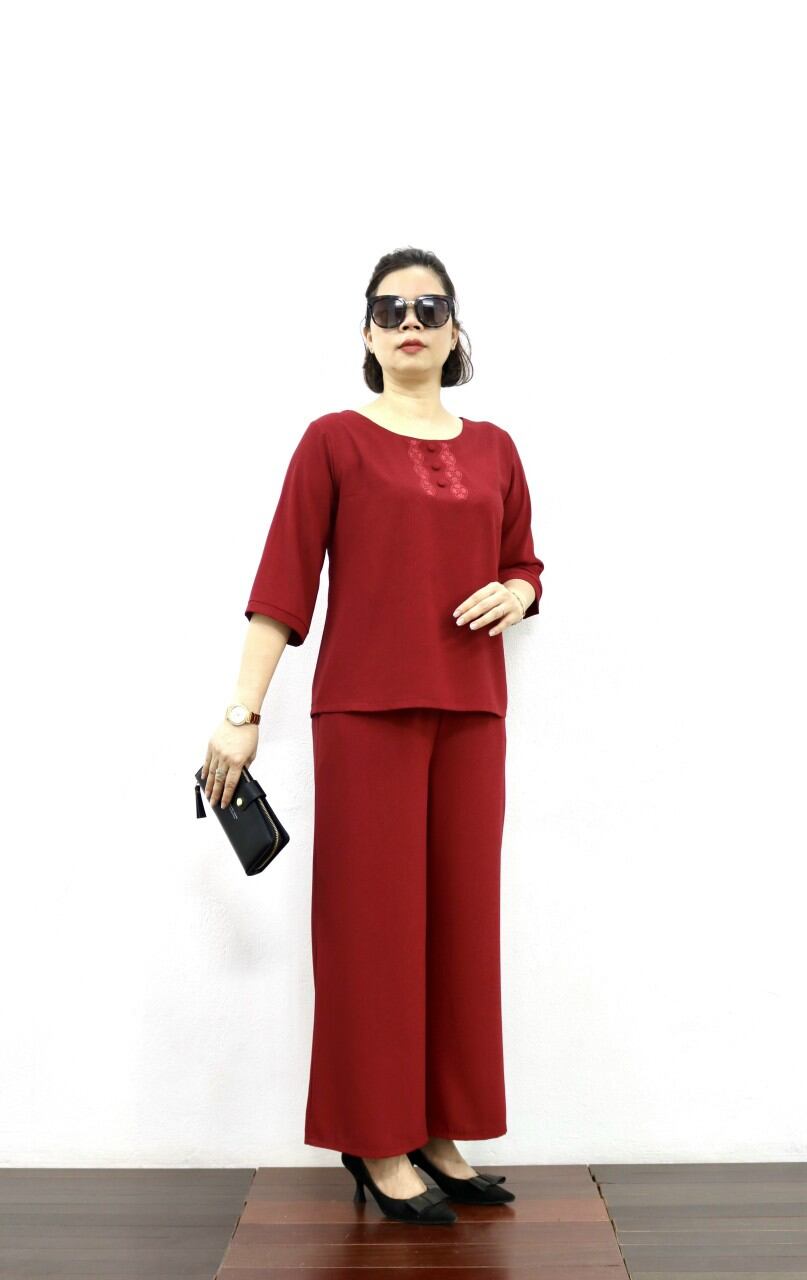 Bộ đồ dành cho phụ nữ trung niên - Bộ lụa gấm trơn tay lỡ