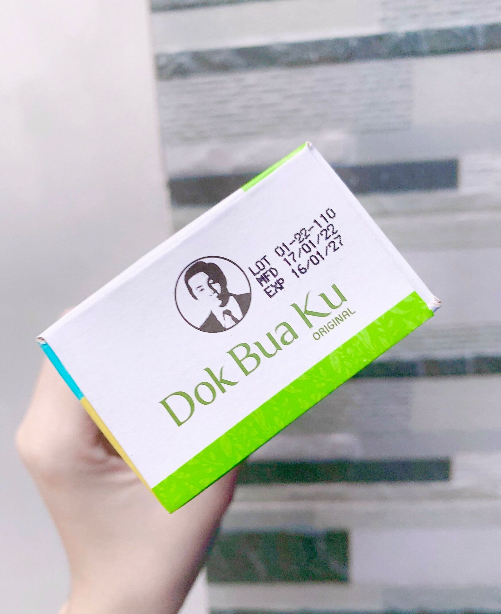 Kem đánh răng Thảo dược DOKBUAKU