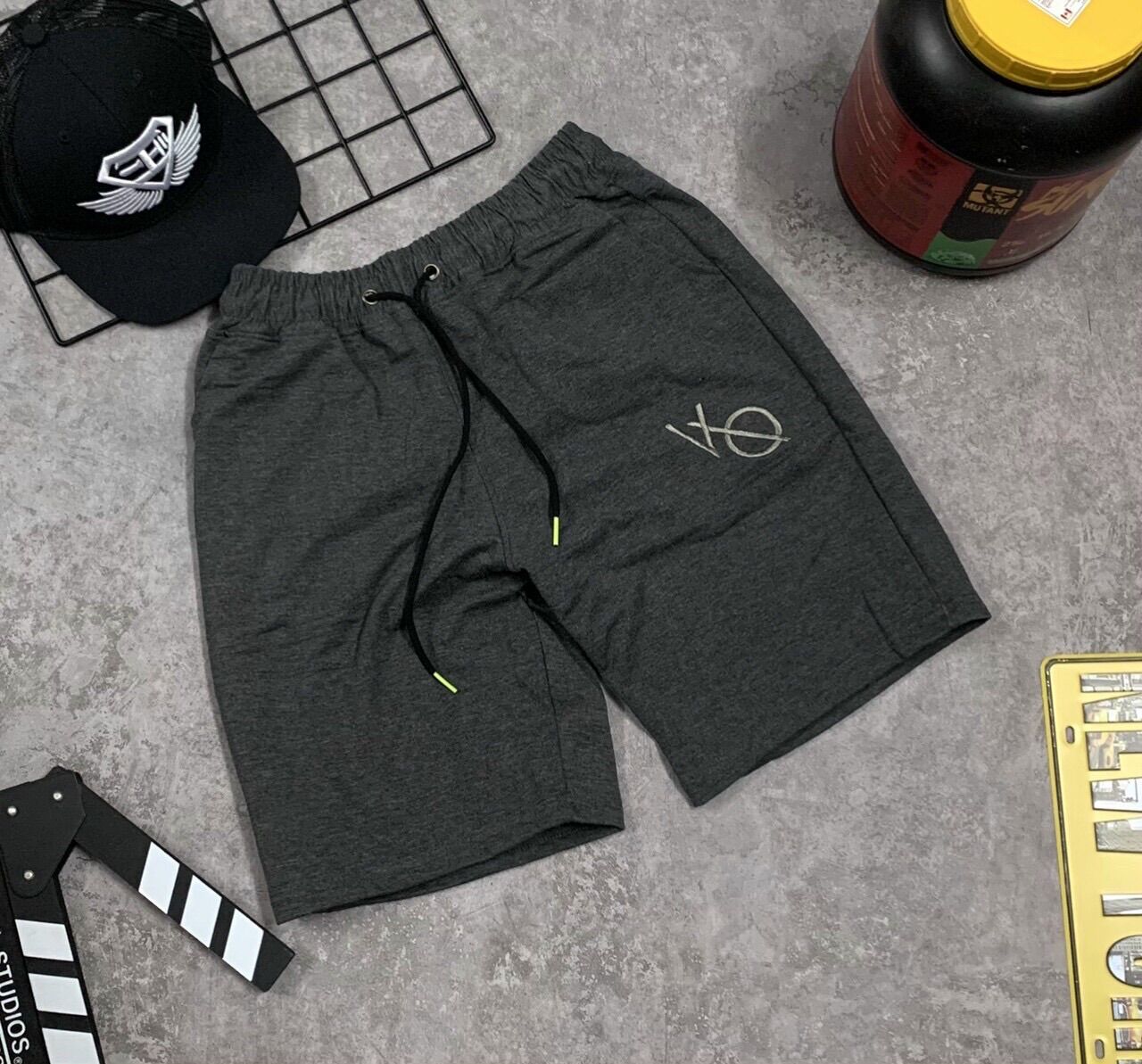 [sale sốc] quần short gym nam VANQUISH nỉ da cá cao cấp.