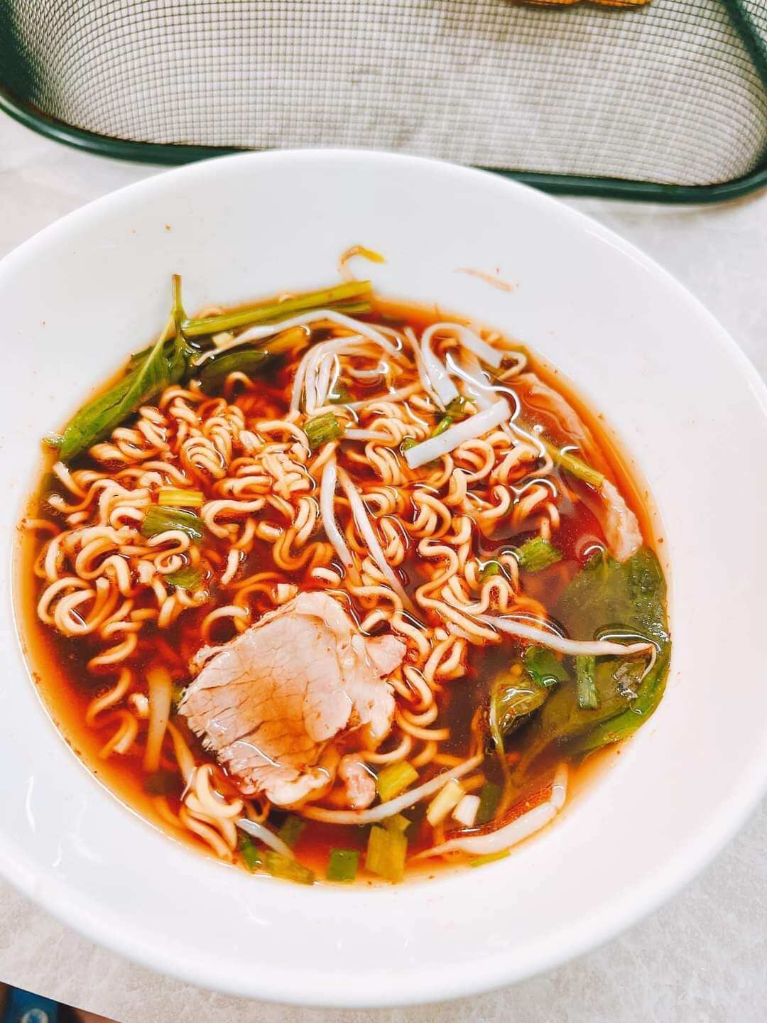 mì vịt tiềm thái lan ( hàng nhập có tem phụ cụ thể)