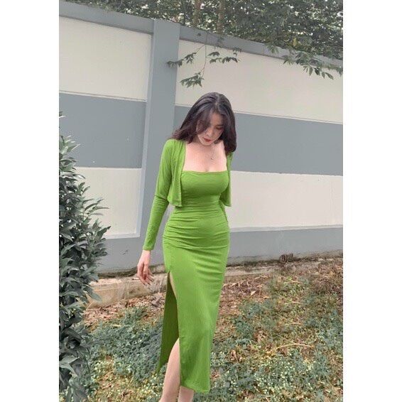 SÉT ĐẦM THUN GÂN XẺ KÈM ÁO KHOÁC DBD77
