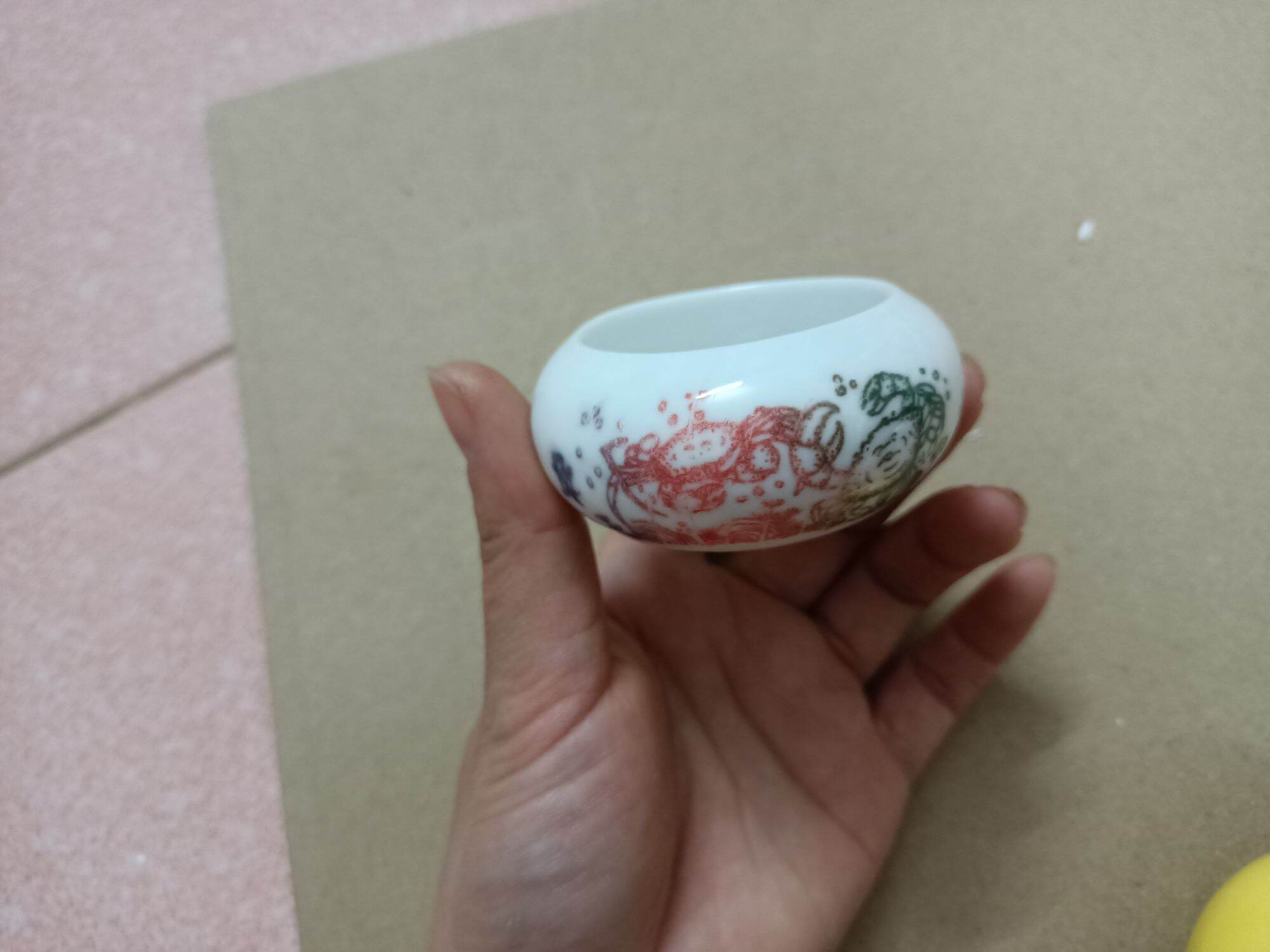 cóng sứ đựng sâu cho chim