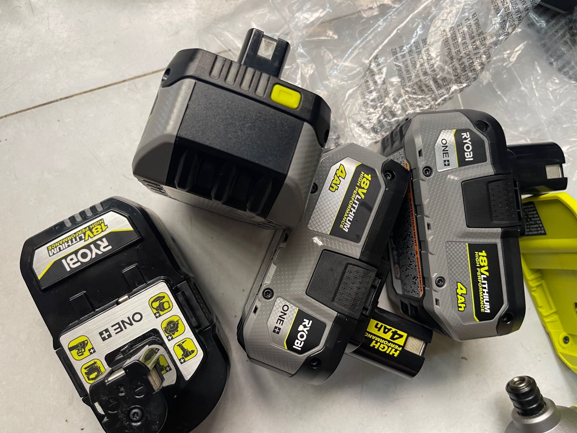 Pin ryobi 18V lithium HIGH 4Ah new