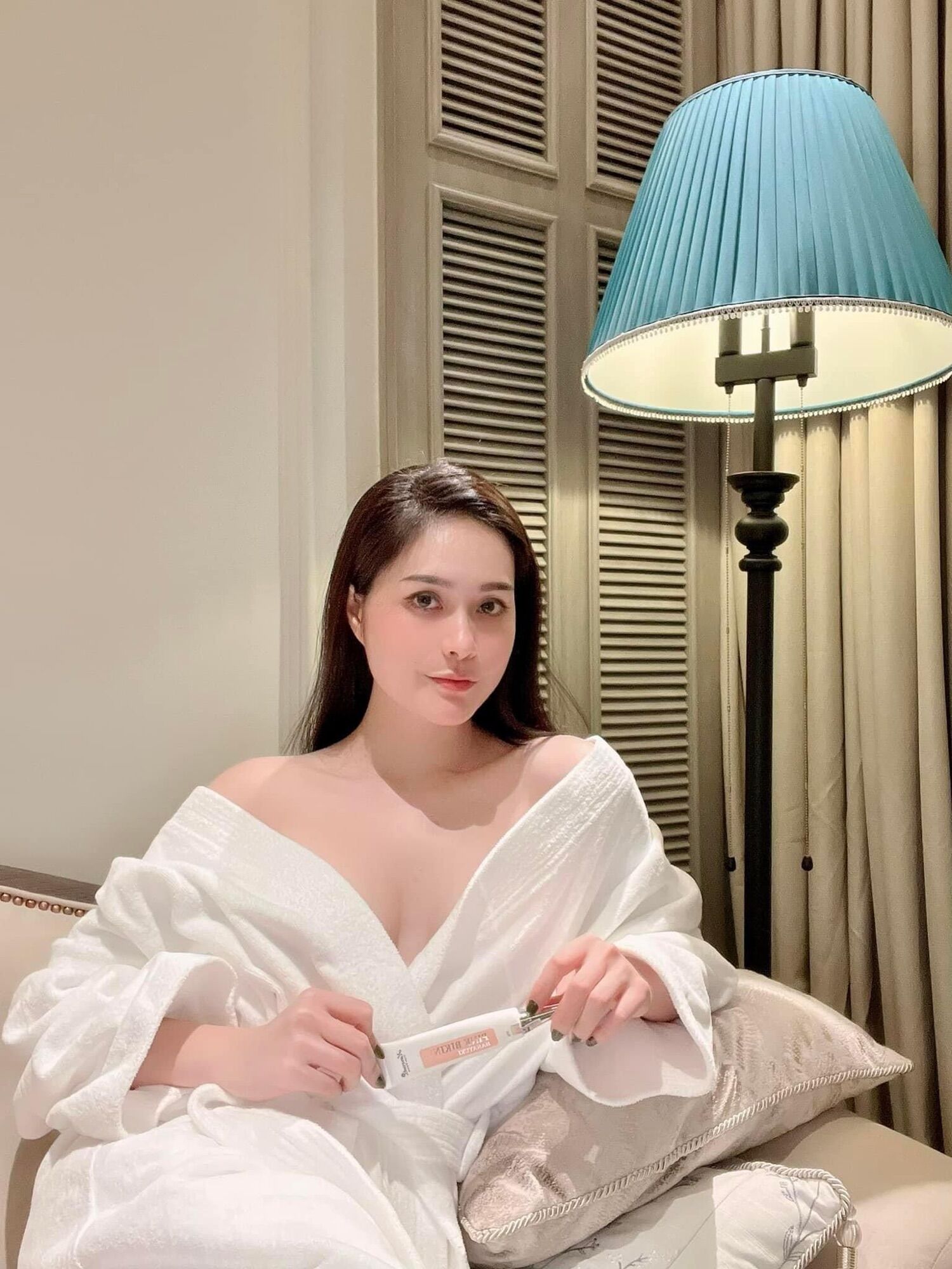 KEM HỒNG BIKINI HANAYUKI CHÍNH HÃNG CTY (Tuýp 30g)