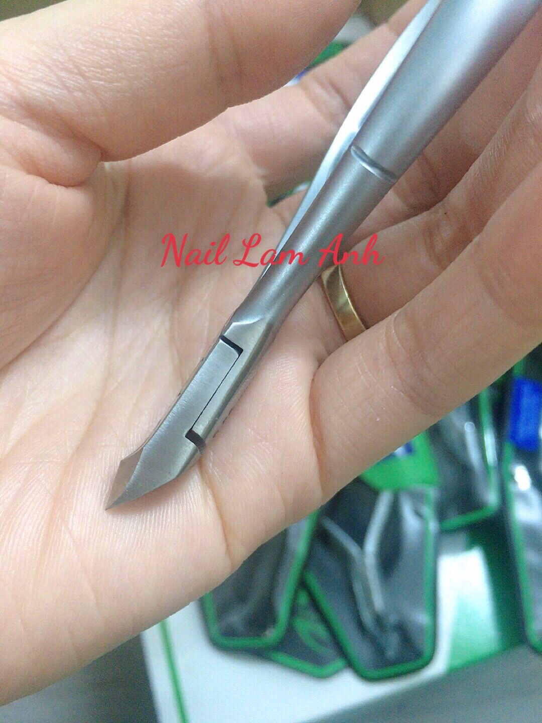 Kềm cắt da inox D09