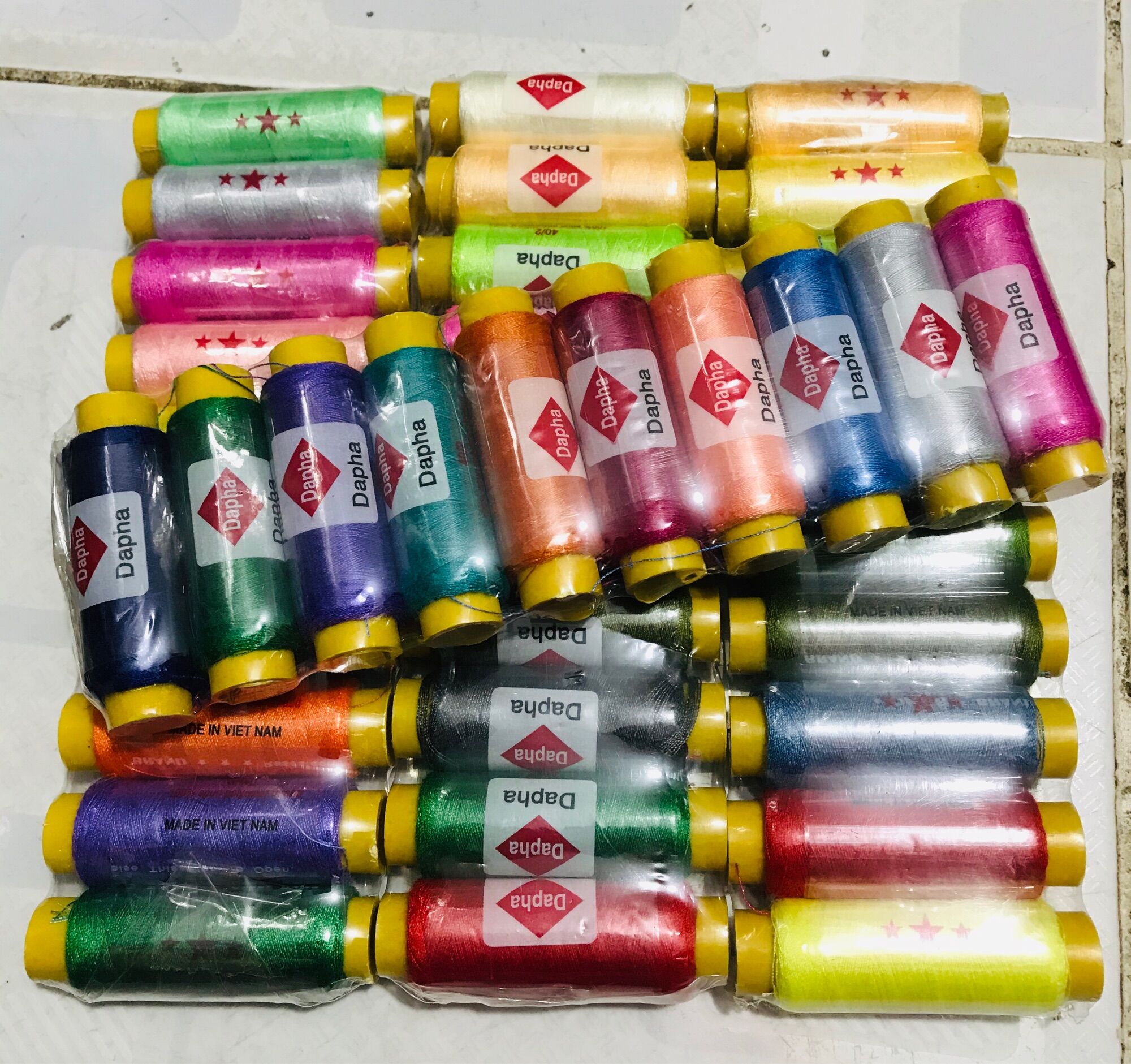 🏵Set 10 cuộn Chỉ may Đồ (Nhiều màu)