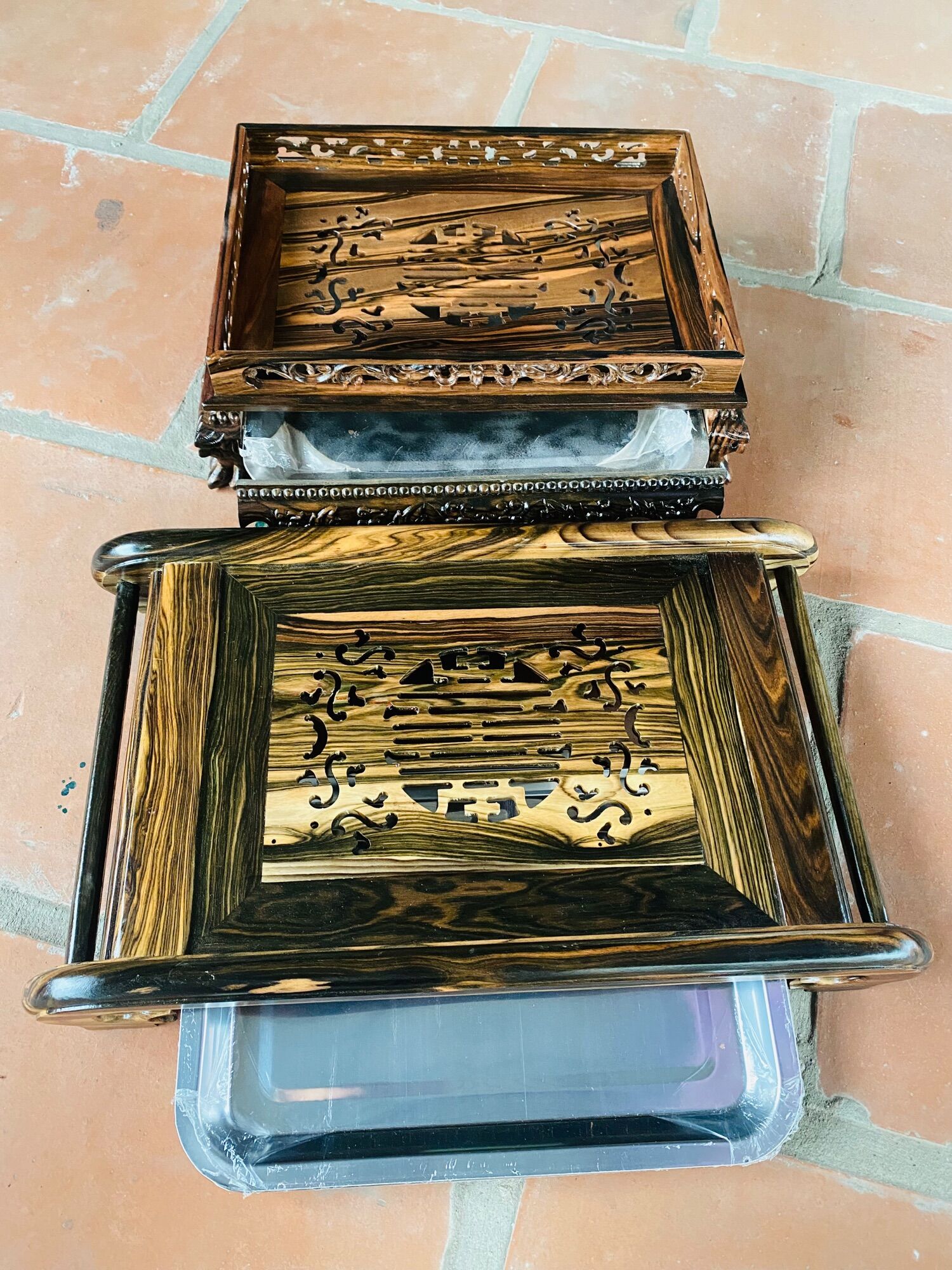 Khay trà gỗ mun để bàn phòng khách