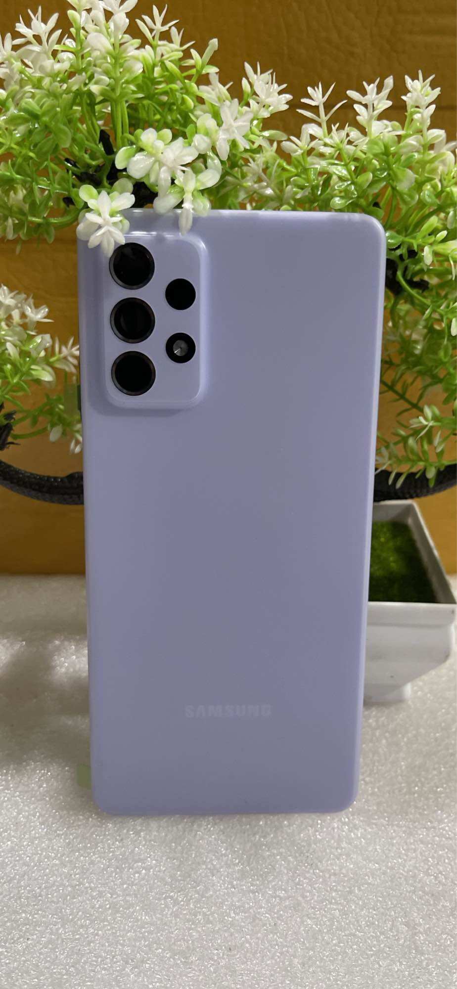 Nắp lưng Samsung A72 có luôn kính camera sau hàng chuẩn giá tốt