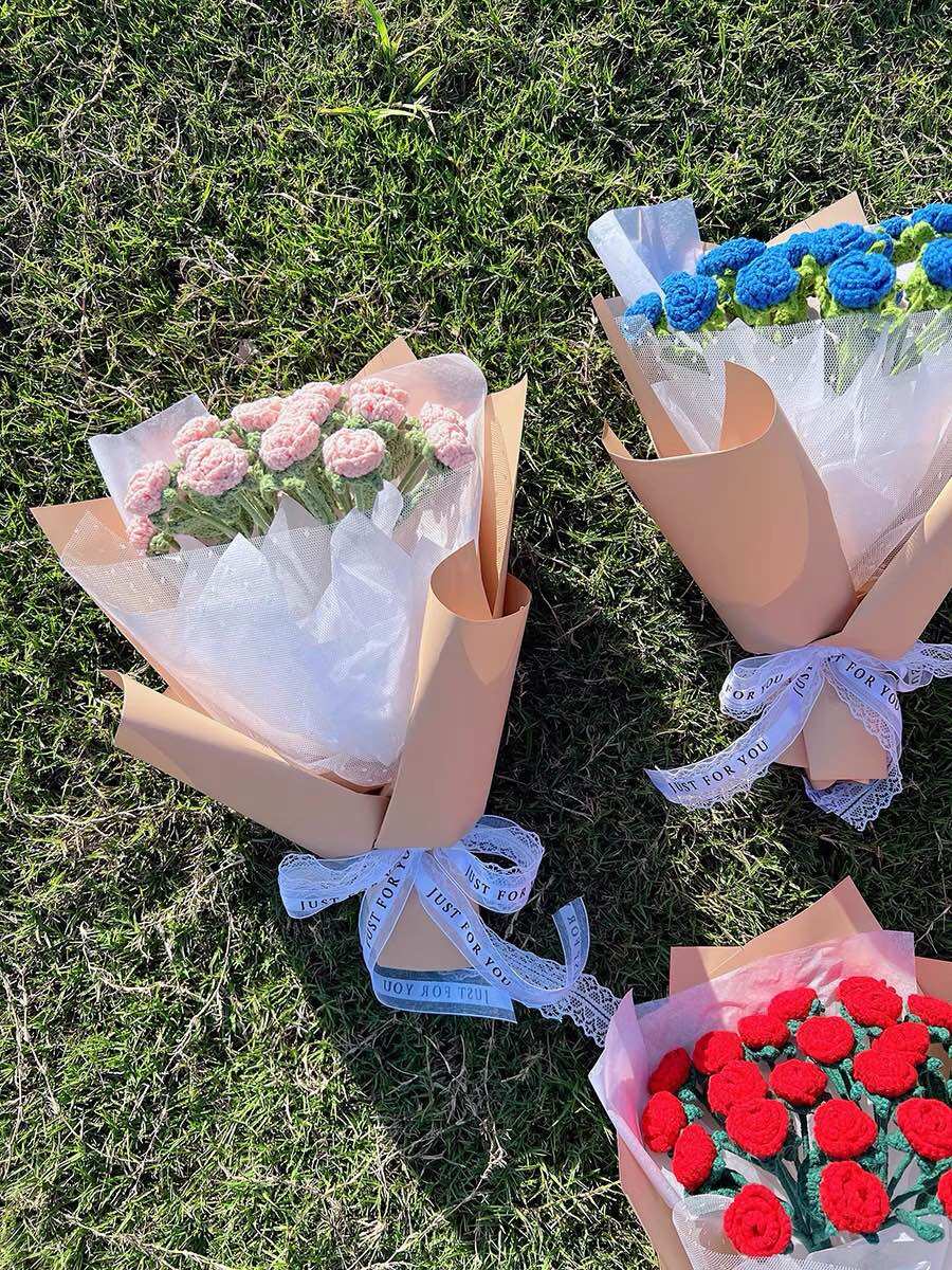 Hoa hồng mini bằng len handmade