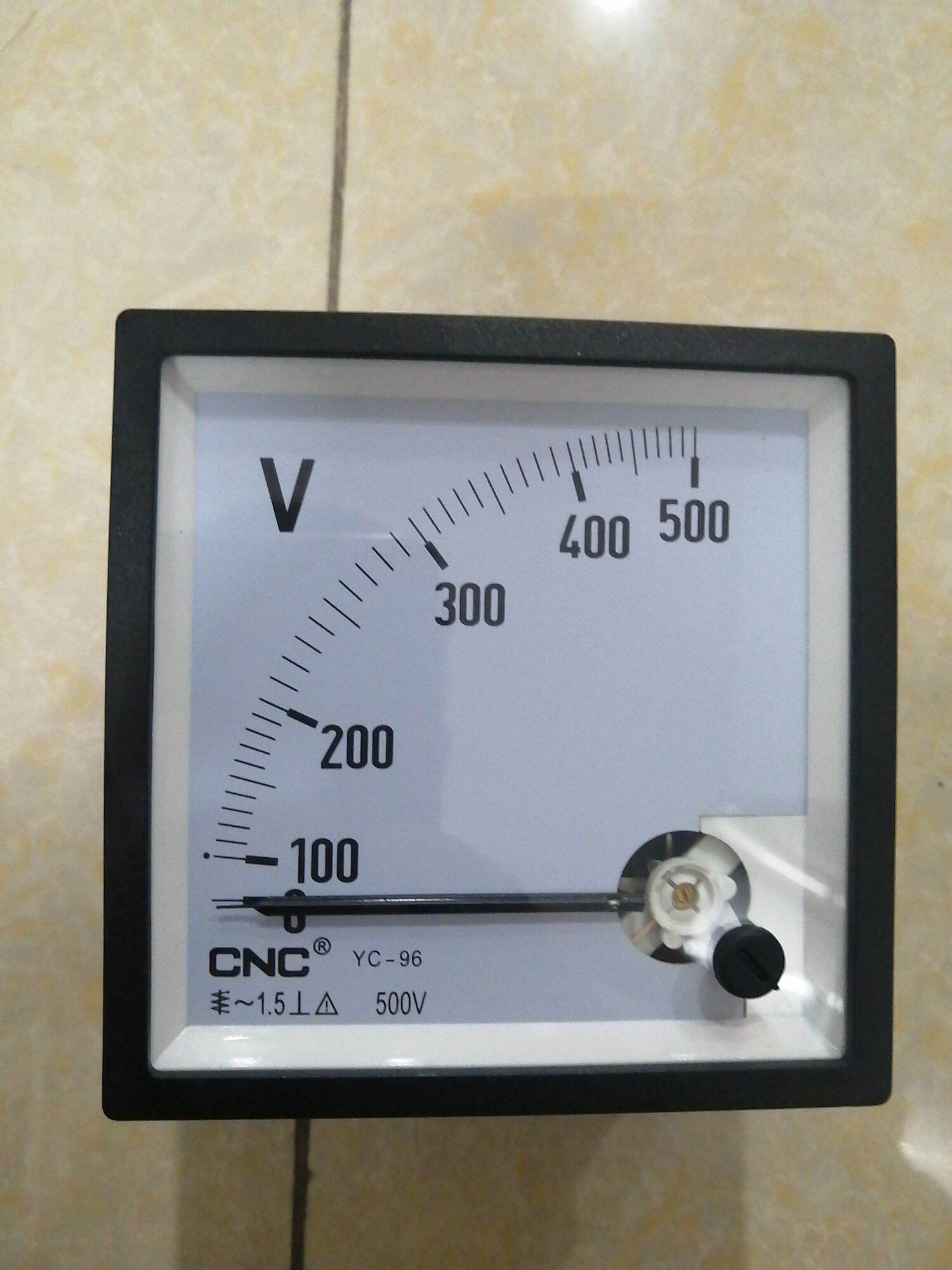 Đồng hồ volt 500vac, cnc yc-96 size: 96x96