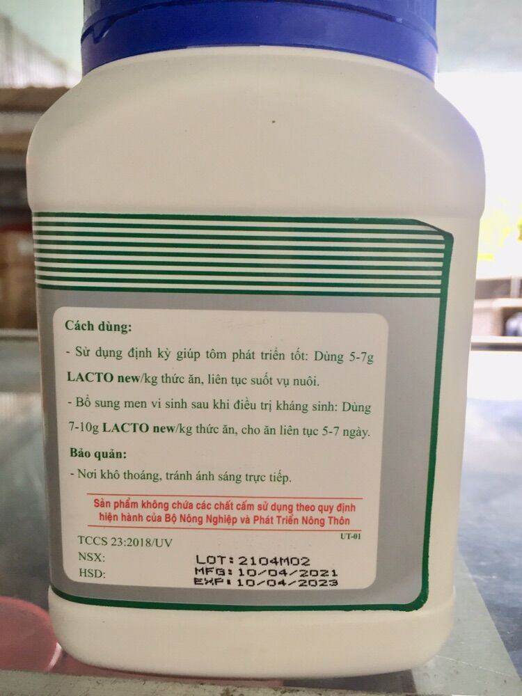 Phân trắng trên tôm ( men tiêu hoá Lacto new - lon 500gr)