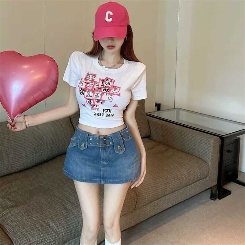 Áo croptop tim yêu thương BG