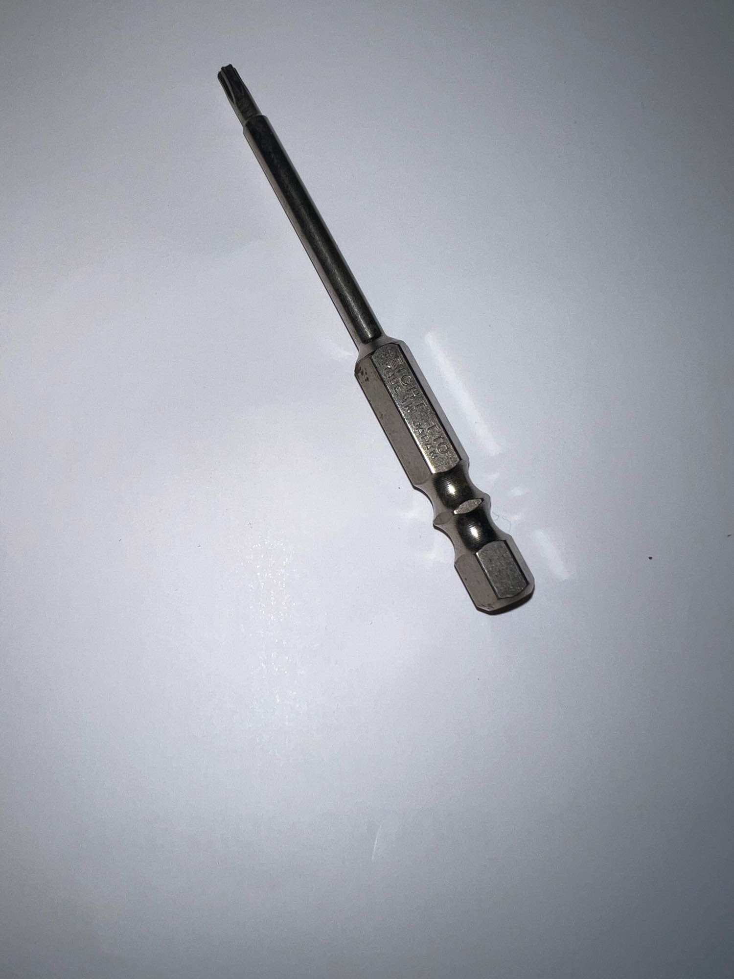 Mũi vít hoa thị có lỗ T10 Nhật bãi , 75mm chân lục giác.