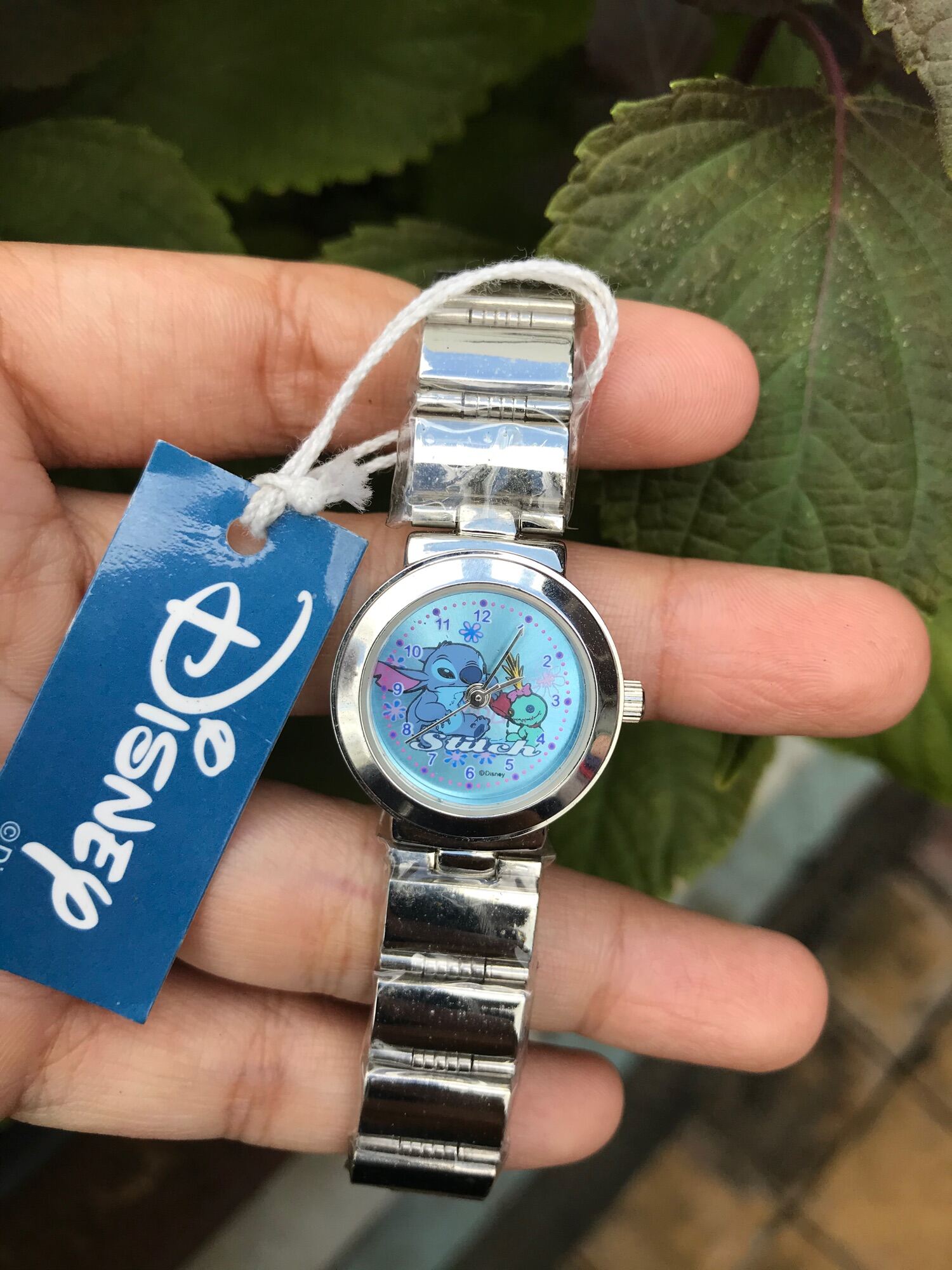 Đồng hồ nữ mặt xanh Disney còn tem si nhật