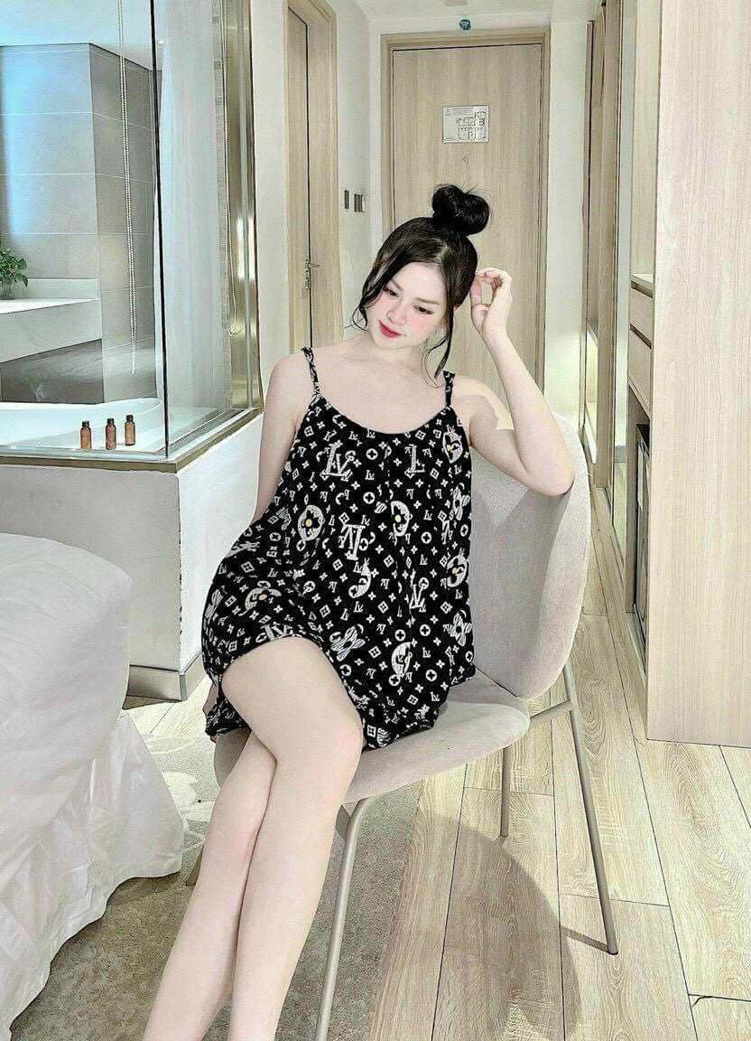 Bộ đùi mặc nhà 2 dây lụa mango dày mềm mát dưới 60kg