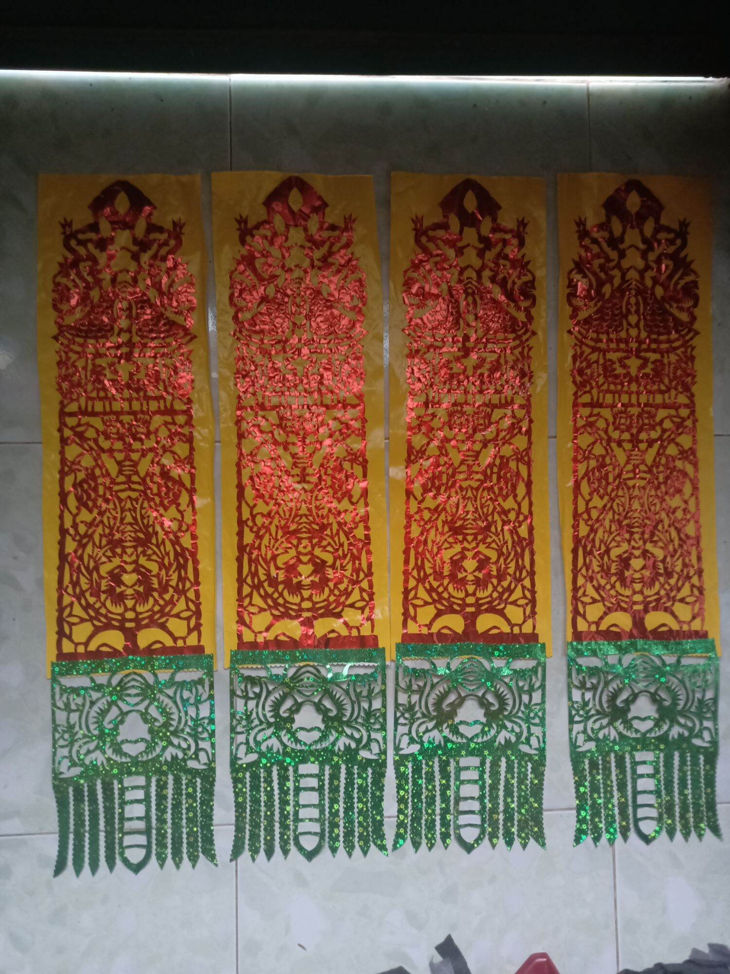 Rọi dán miễu bà , đình ....! (1cặp )
