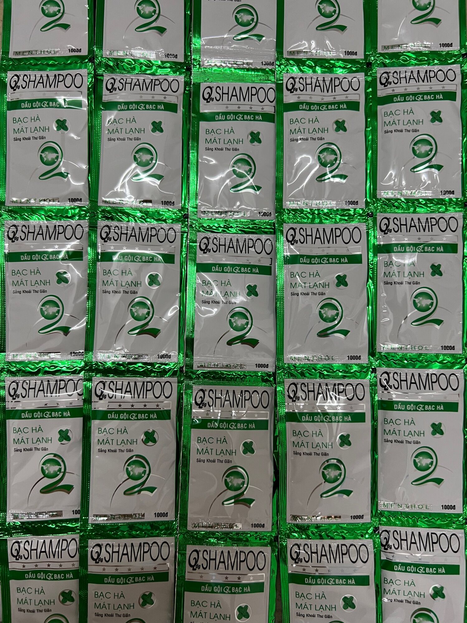 100 gói dầu gội bạc hà 6.5ml dùng trong khách sạn nhà nghỉ