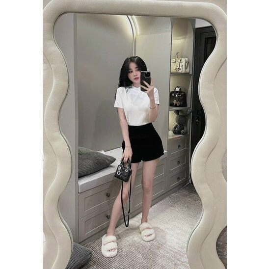 Áo Thun nữ cổ tròn , chất gân thun mát mịn siêu xinh