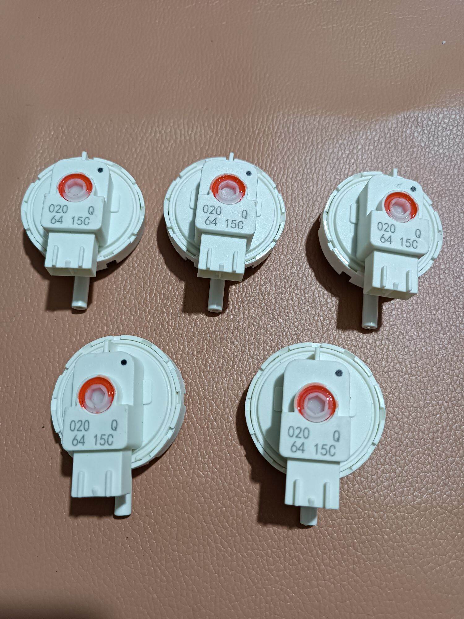phao máy giặt aqua