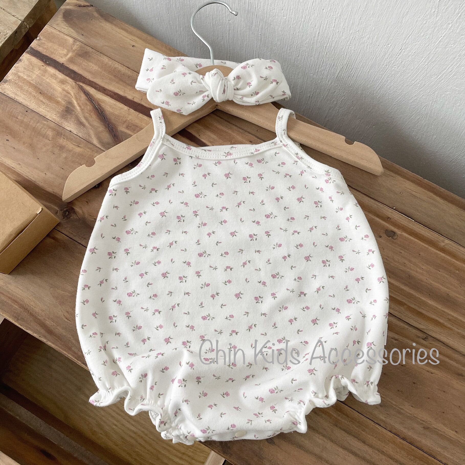 Body hai dây kèm turban vải cotton xuất dư dành cho bé