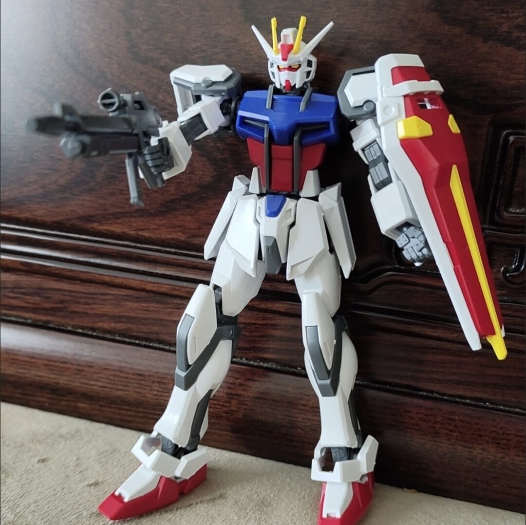 Model Gundam Freedom Assembly MG Unicorn Sakura Assault Red Heretic Mecha Toy for Boys And Bé Gáis over 12 Years Old