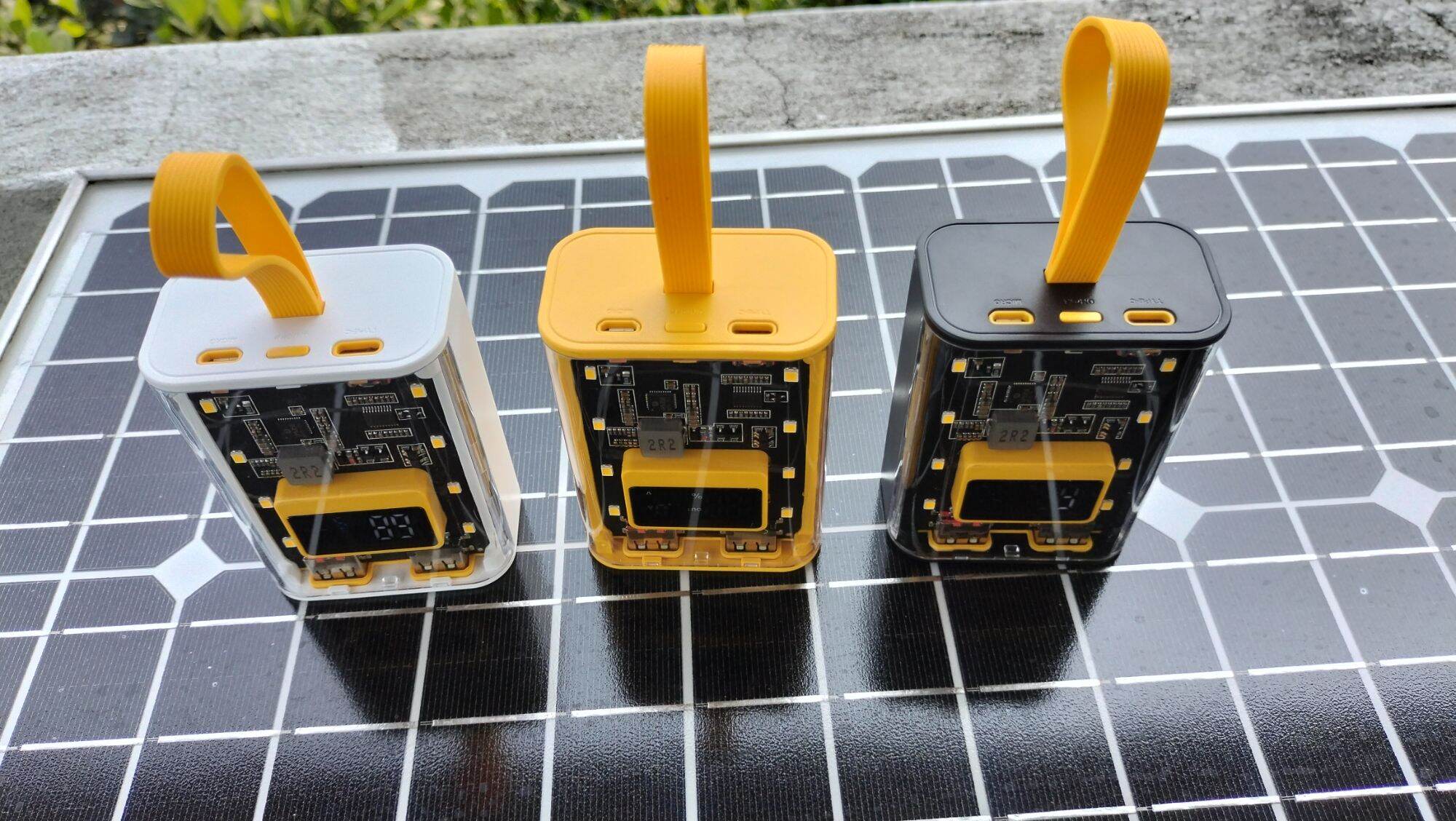 Box sạc dự phòng trong suốt 3 cell pin 18650, pd 22.5w