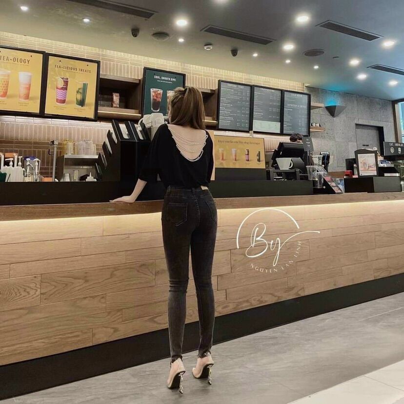 Áo thun dây xích đan lưng tay lỡ 